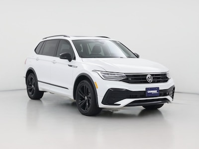 White 2023 Volkswagen Tiguan SE R-Line Black