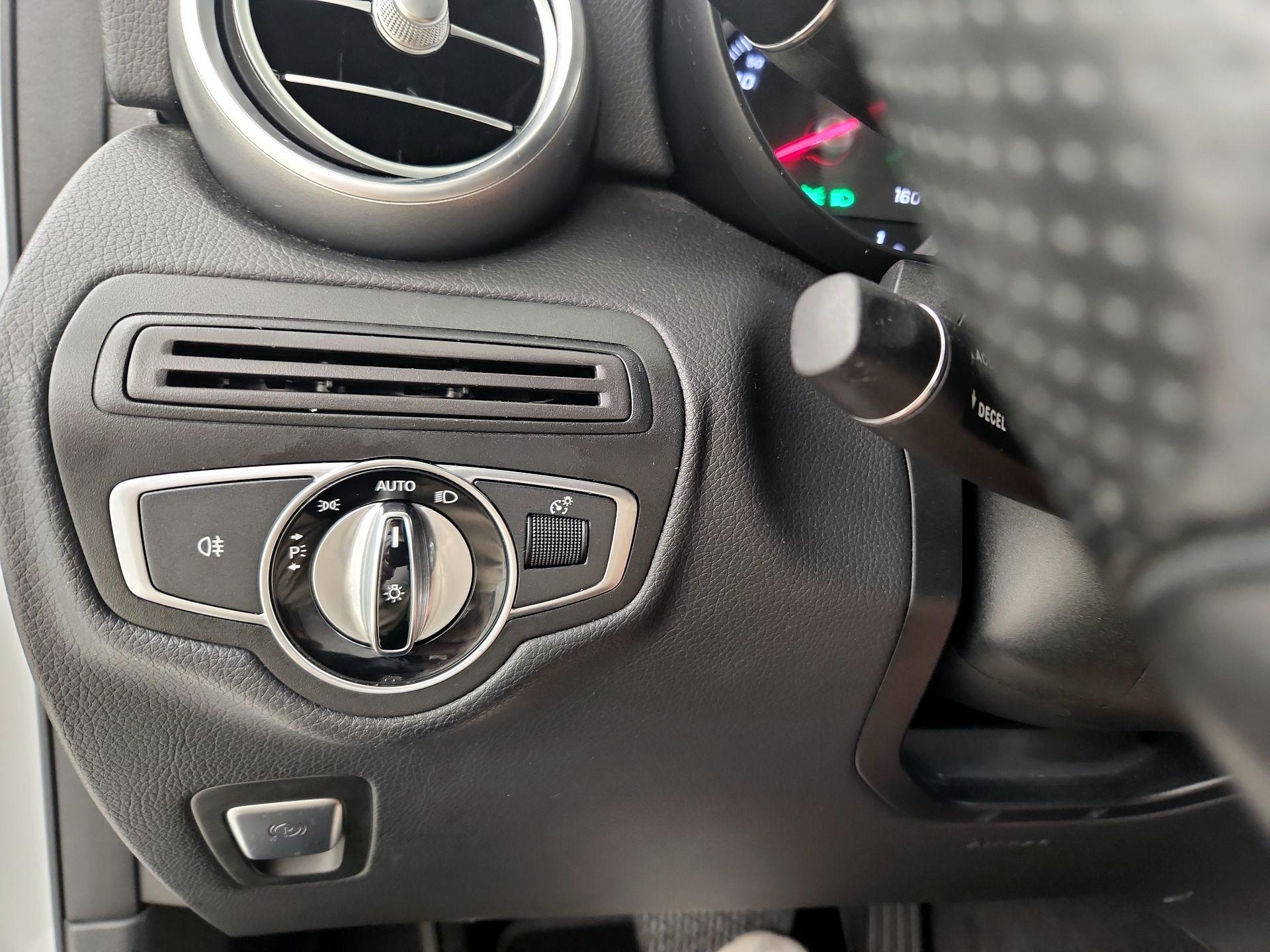 Thumbnail: 2016 Mercedes-Benz GLC - 13