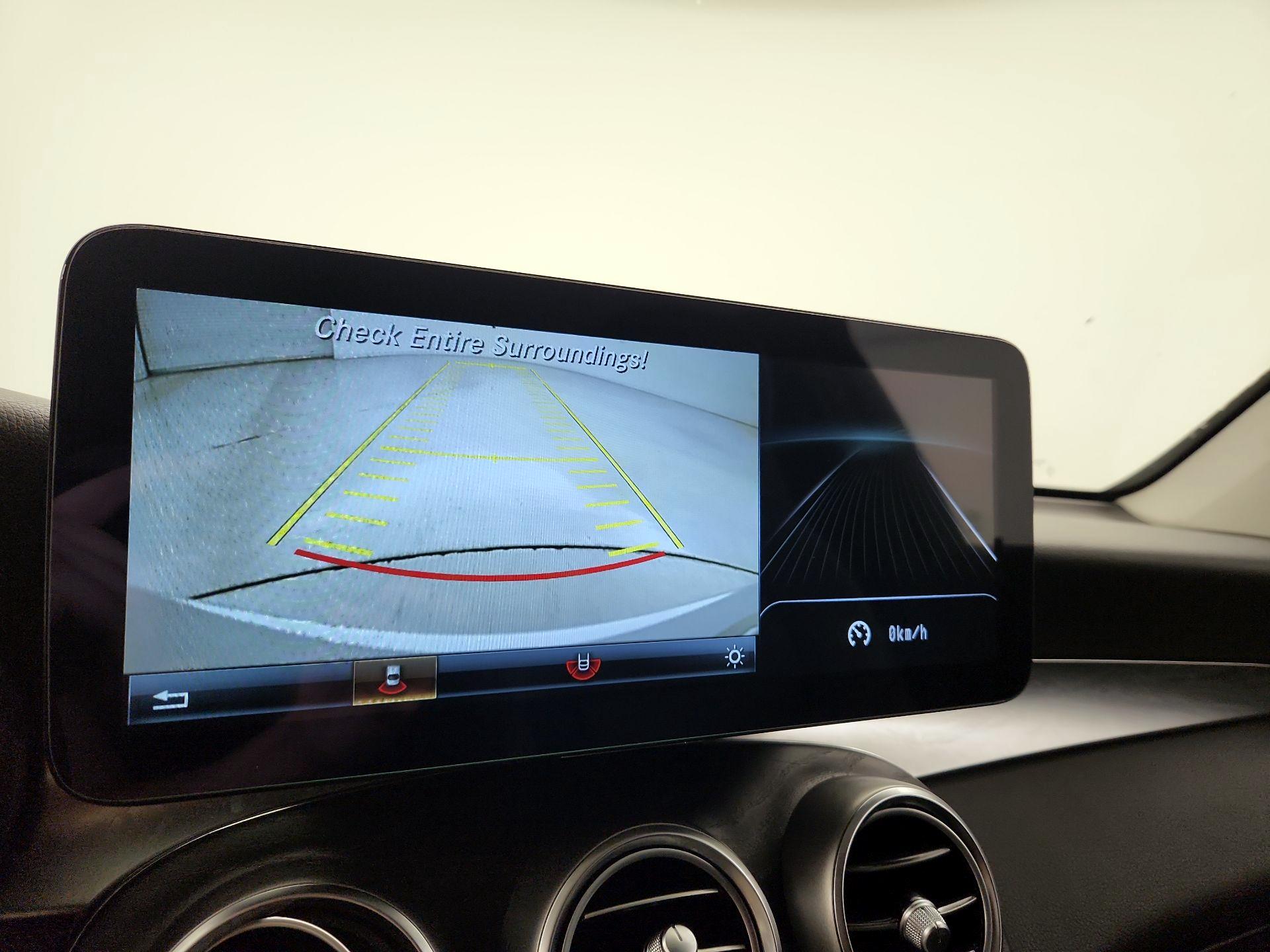 Thumbnail: 2016 Mercedes-Benz GLC - 14