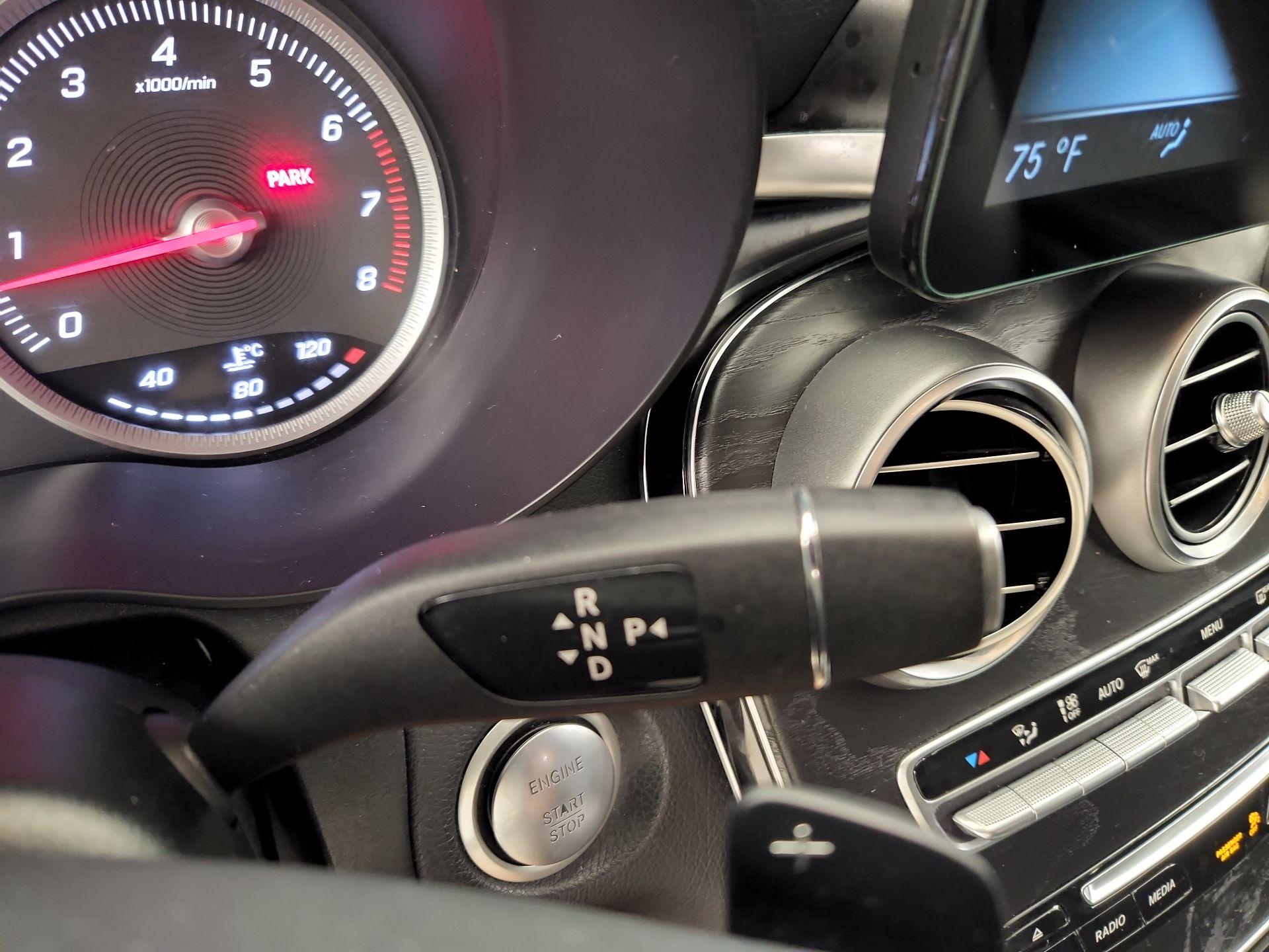 Thumbnail: 2016 Mercedes-Benz GLC - 17