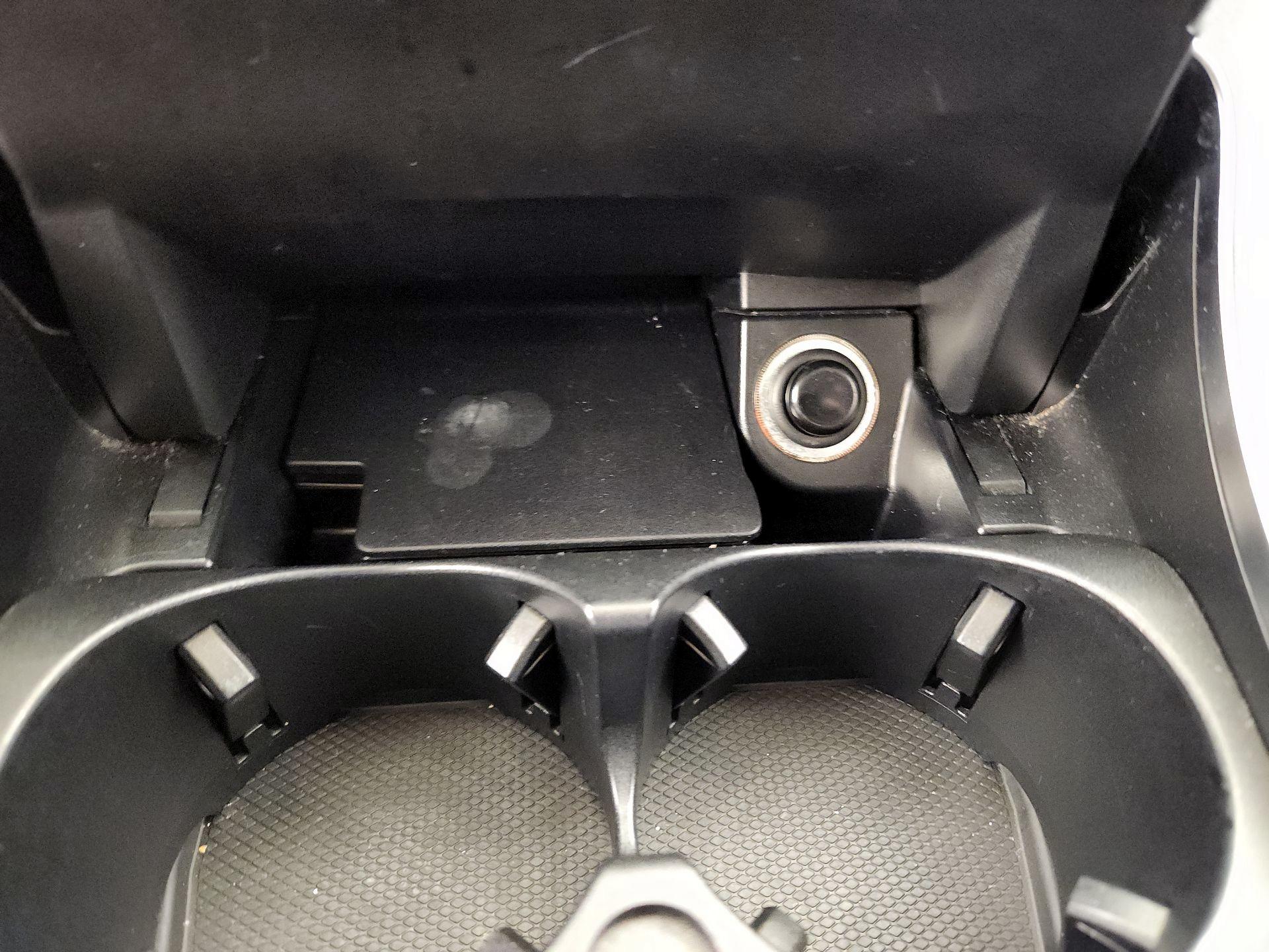 Thumbnail: 2016 Mercedes-Benz GLC - 18