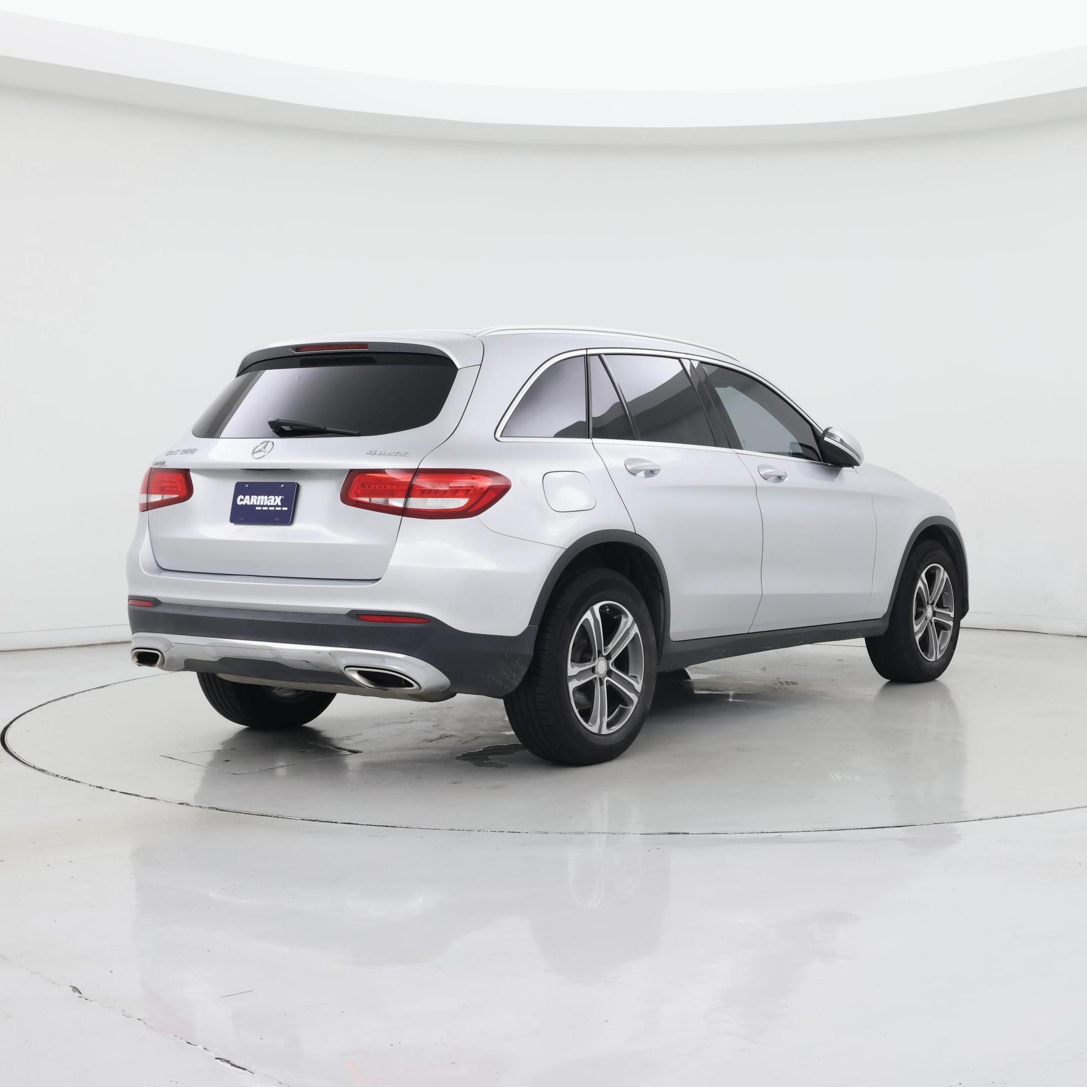 Thumbnail: 2016 Mercedes-Benz GLC - 8