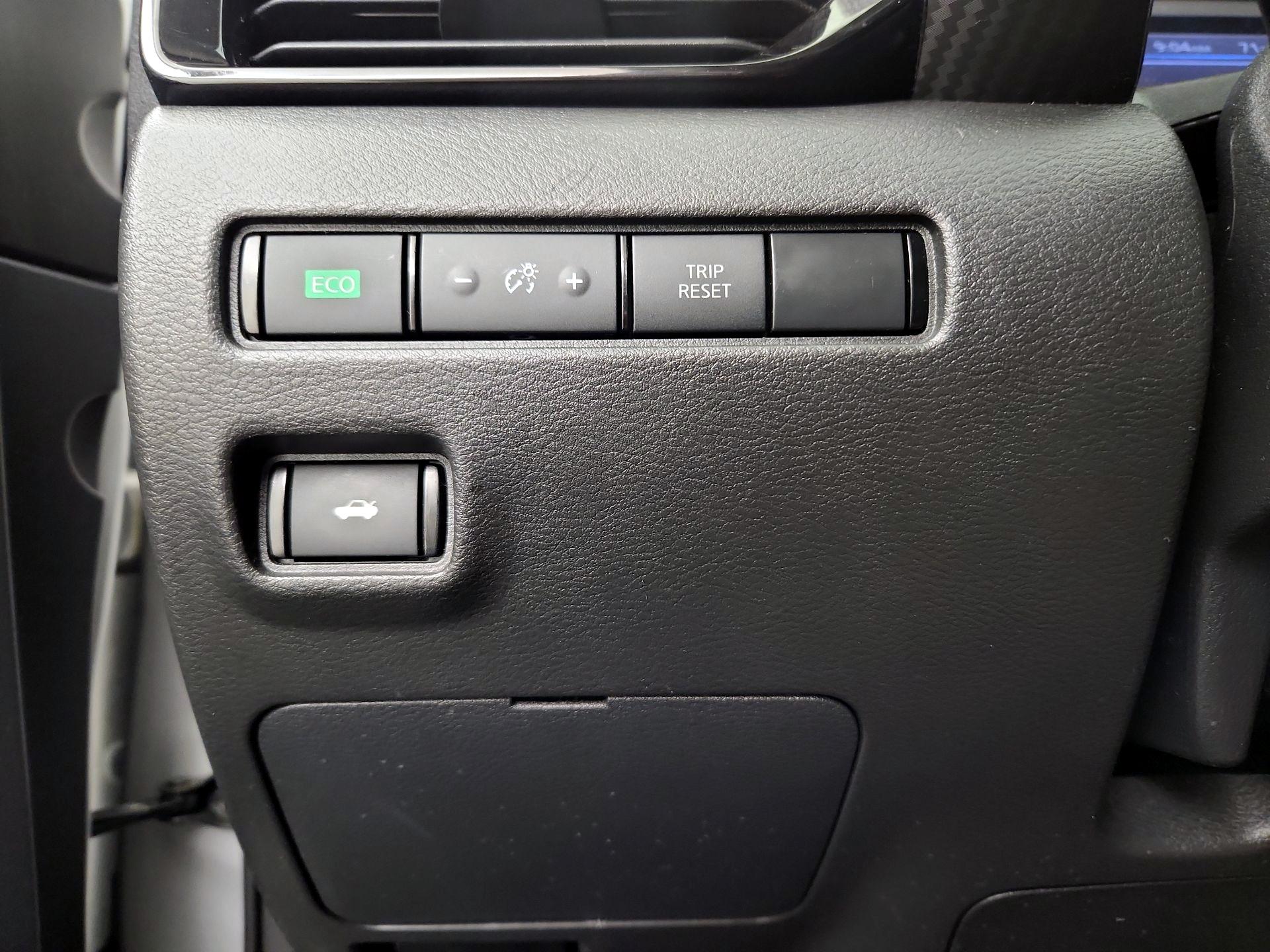 Thumbnail: 2021 Nissan Sentra - 13