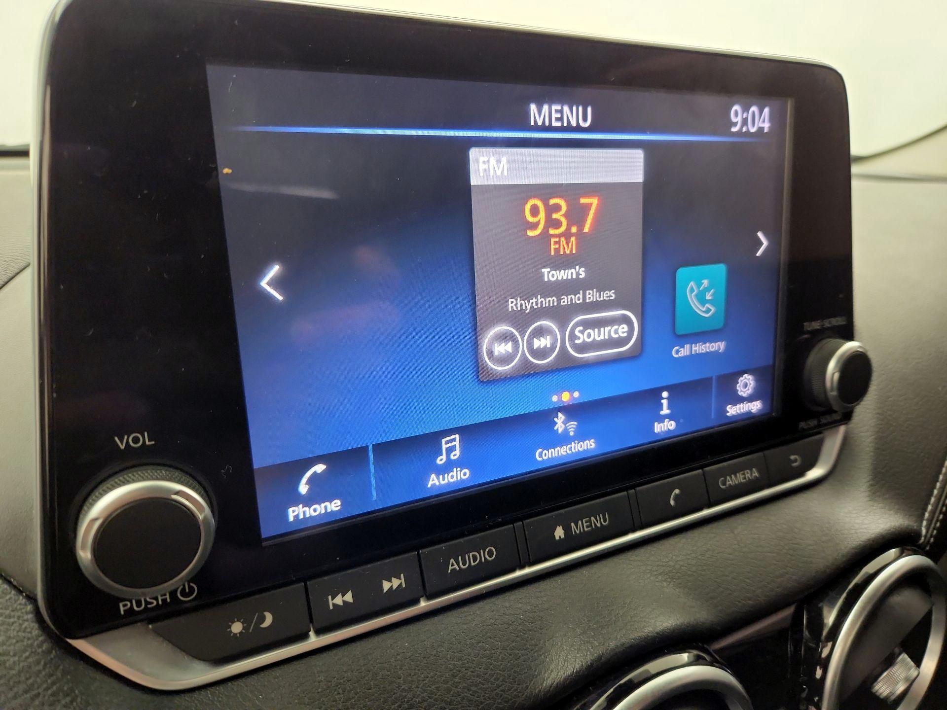 Thumbnail: 2021 Nissan Sentra - 15