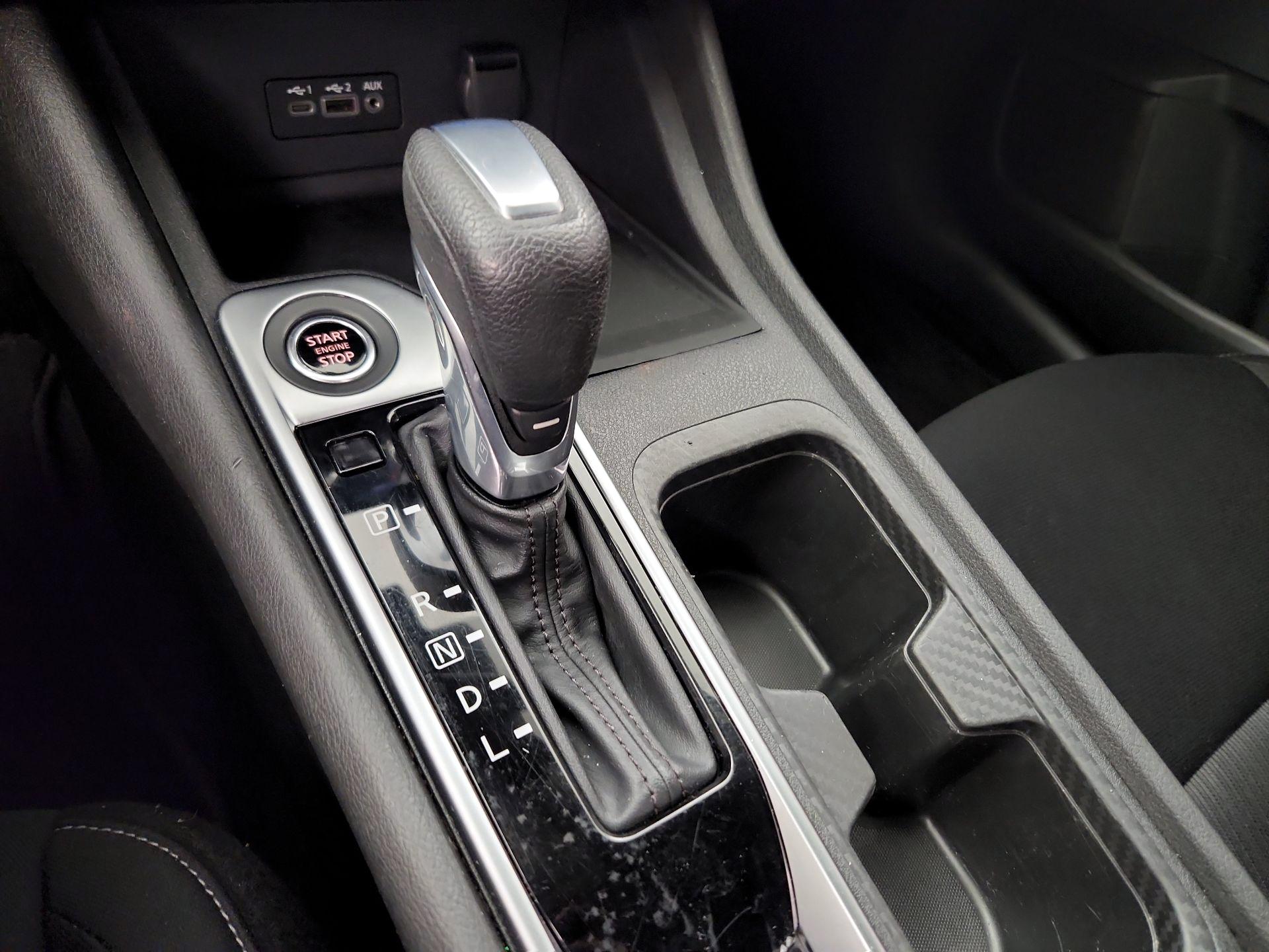 Thumbnail: 2021 Nissan Sentra - 17