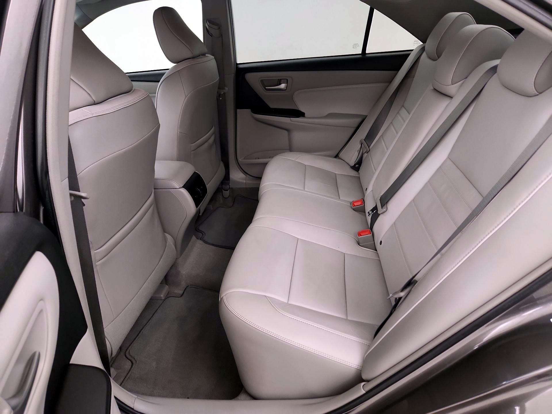 Thumbnail: 2017 Toyota Camry - 19