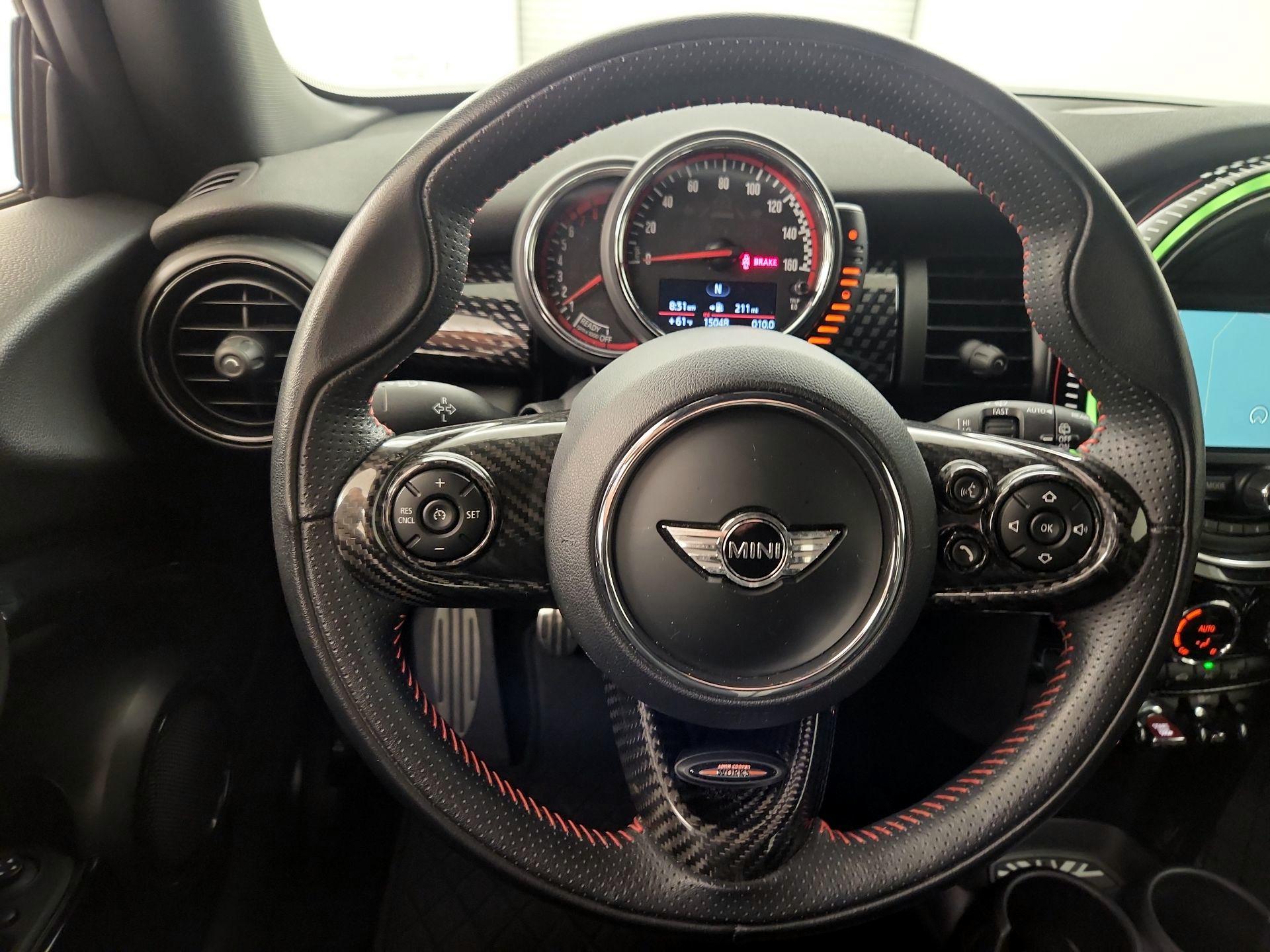 Thumbnail: 2017 MINI Cooper Hardtop - 10