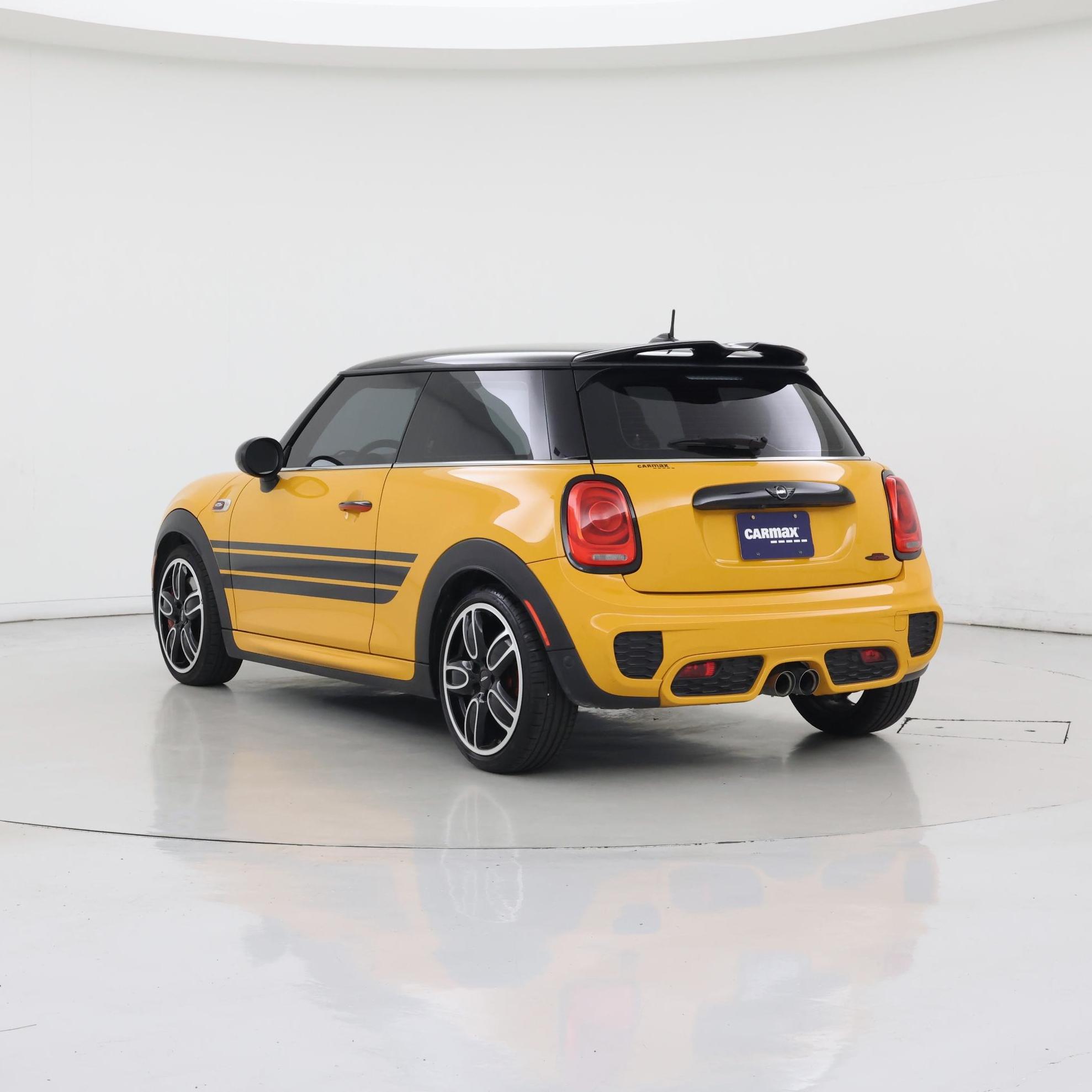 Thumbnail: 2017 MINI Cooper Hardtop - 2
