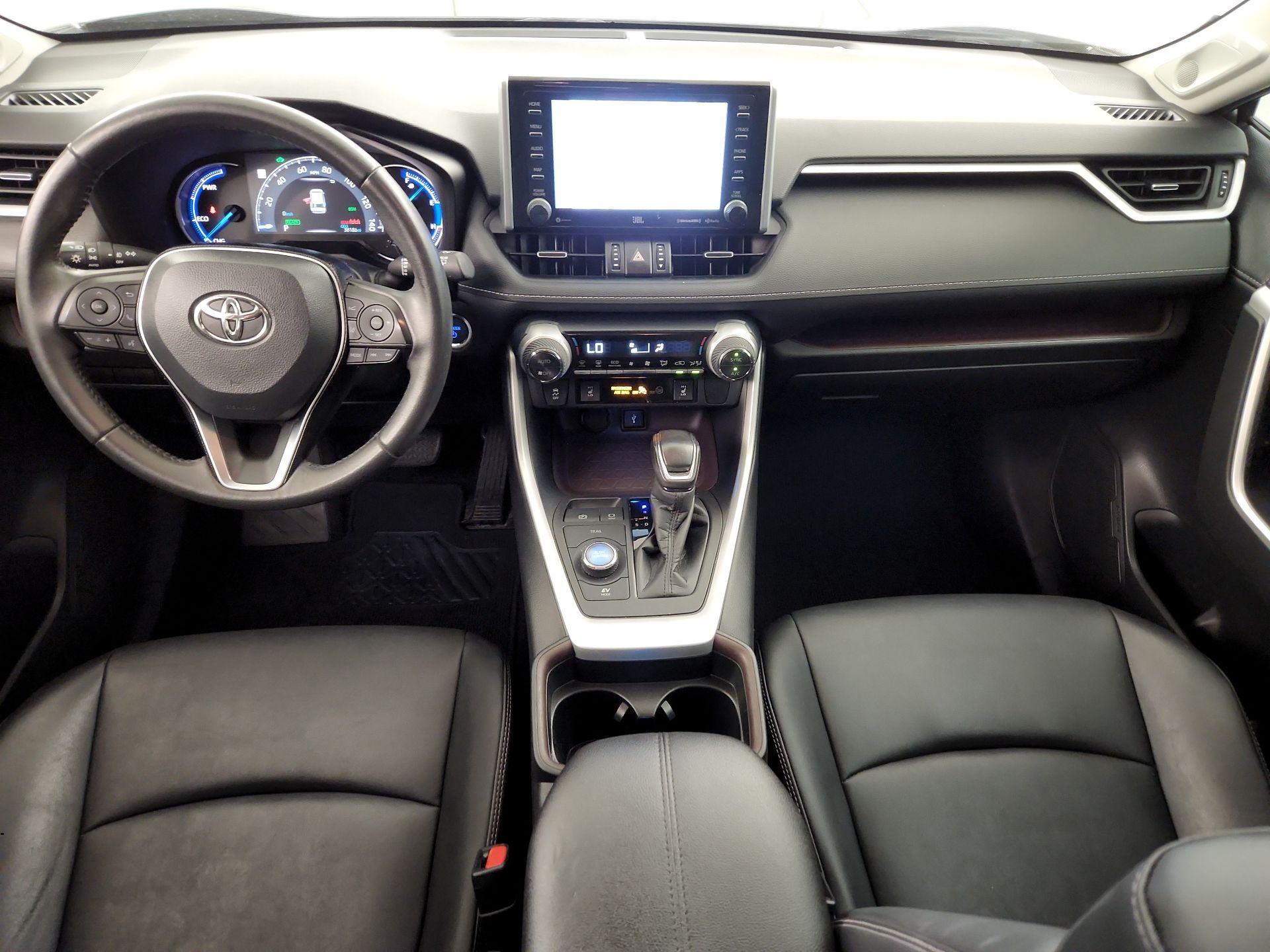 Thumbnail: 2021 Toyota RAV4 - 9