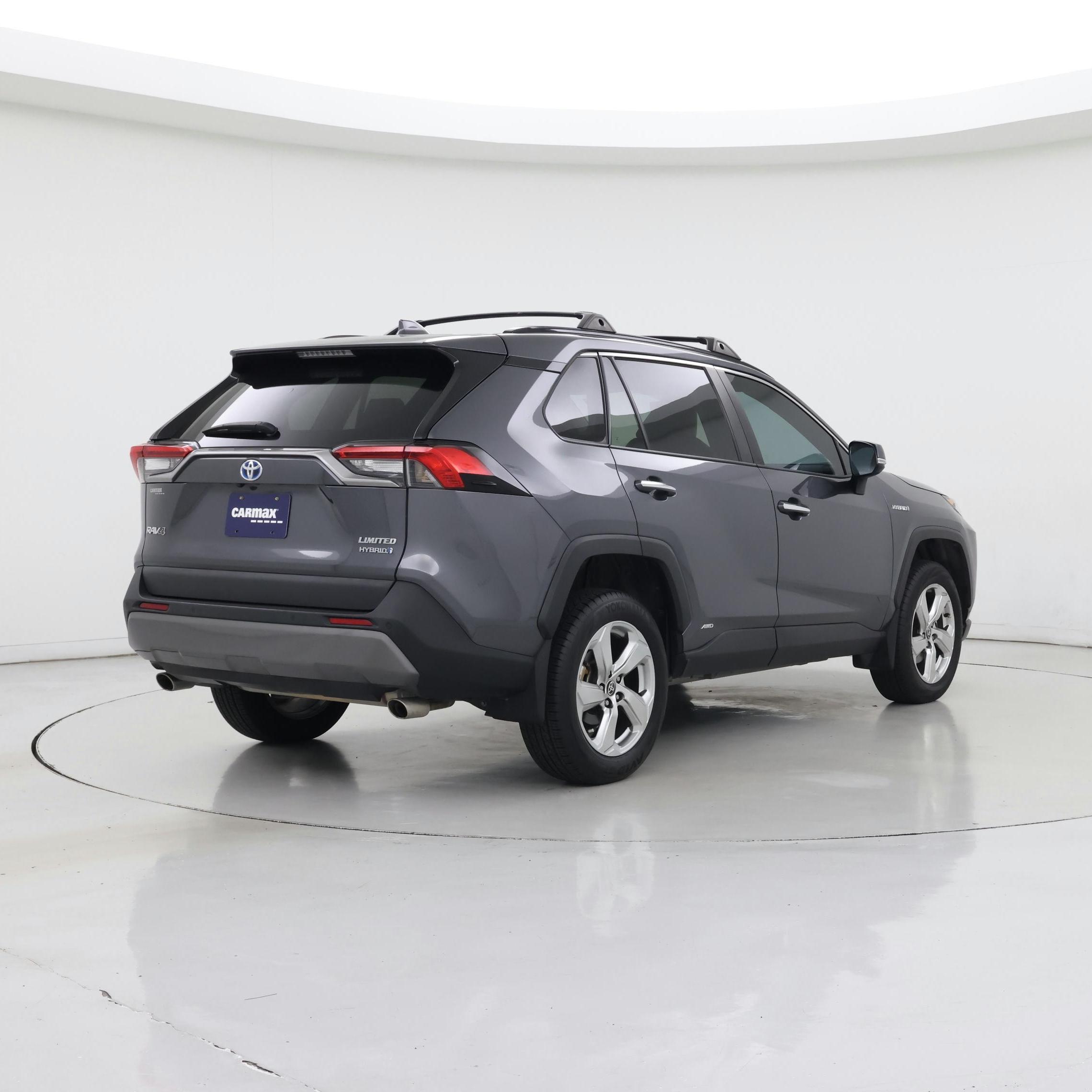 Thumbnail: 2021 Toyota RAV4 - 8