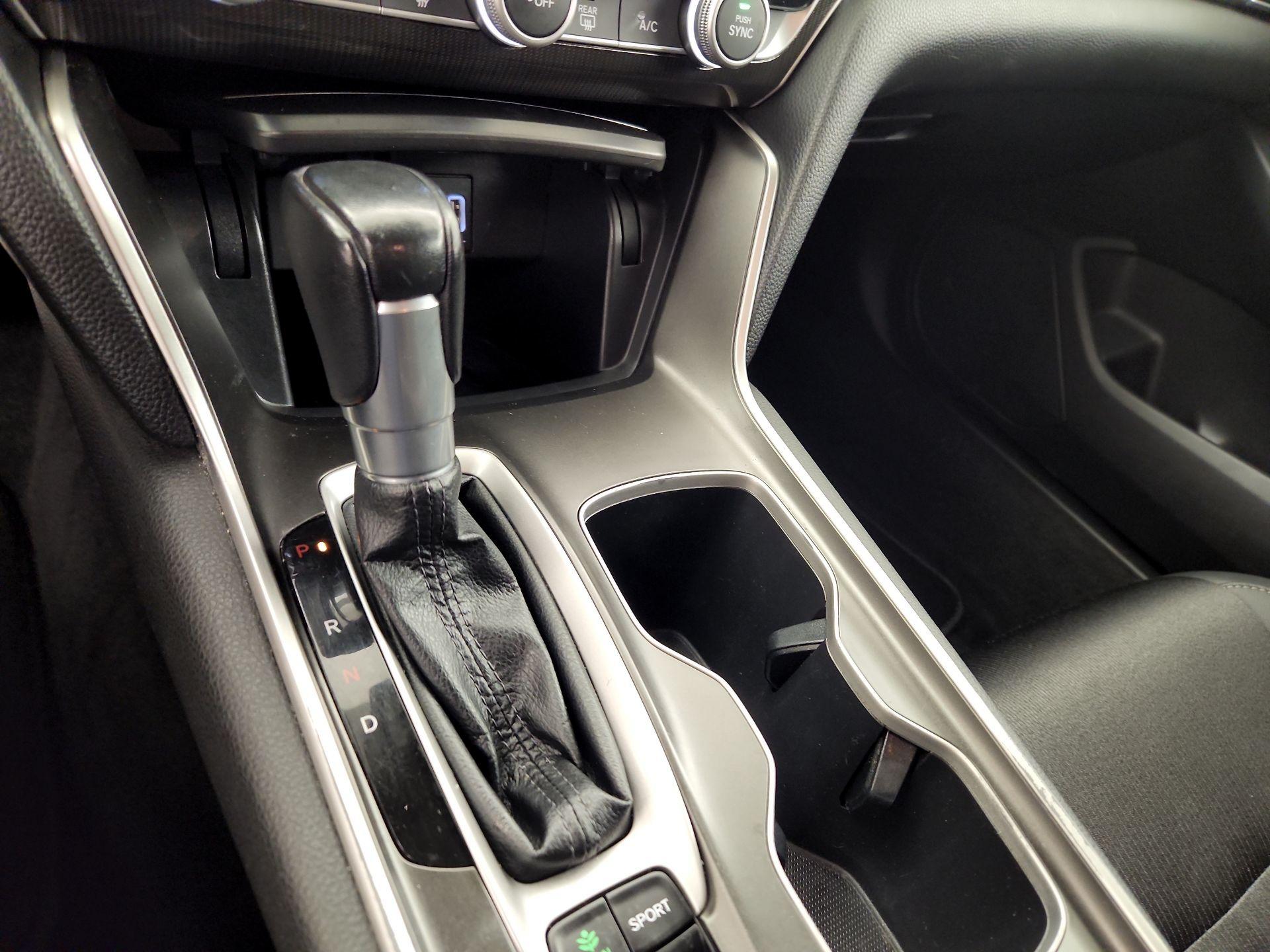 Thumbnail: 2019 Honda Accord - 17