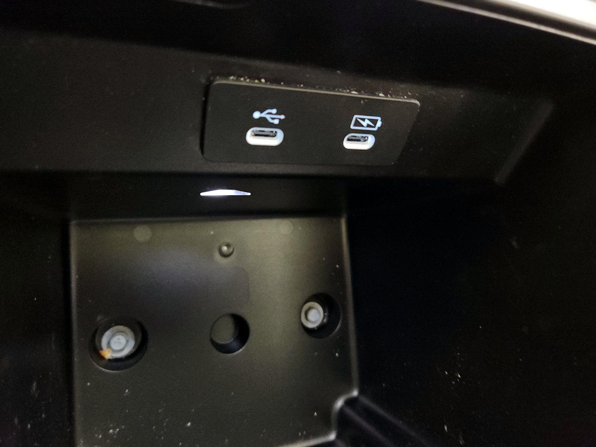 Thumbnail: 2025 Acura MDX - 19