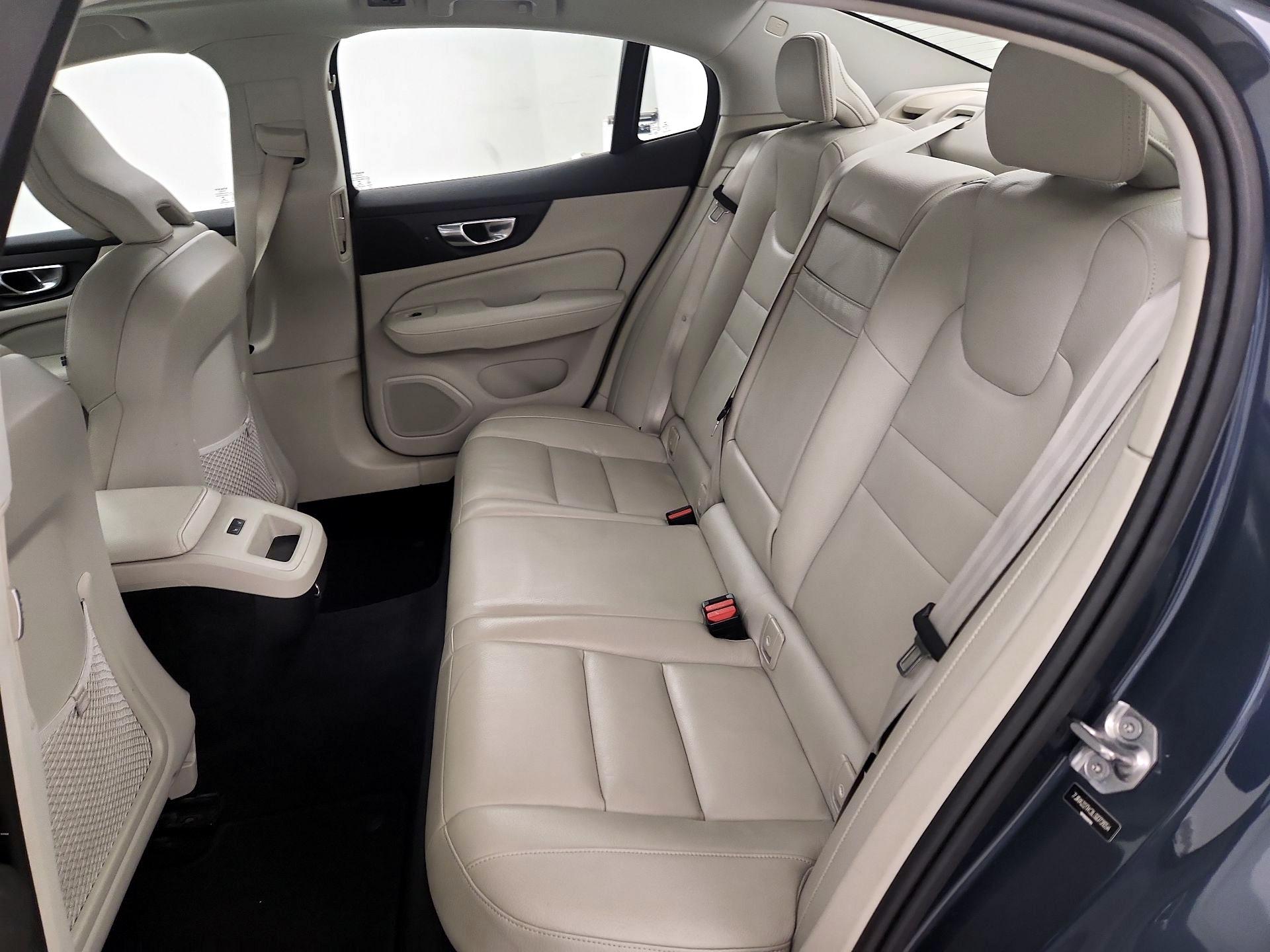 Thumbnail: 2020 Volvo S60 - 20