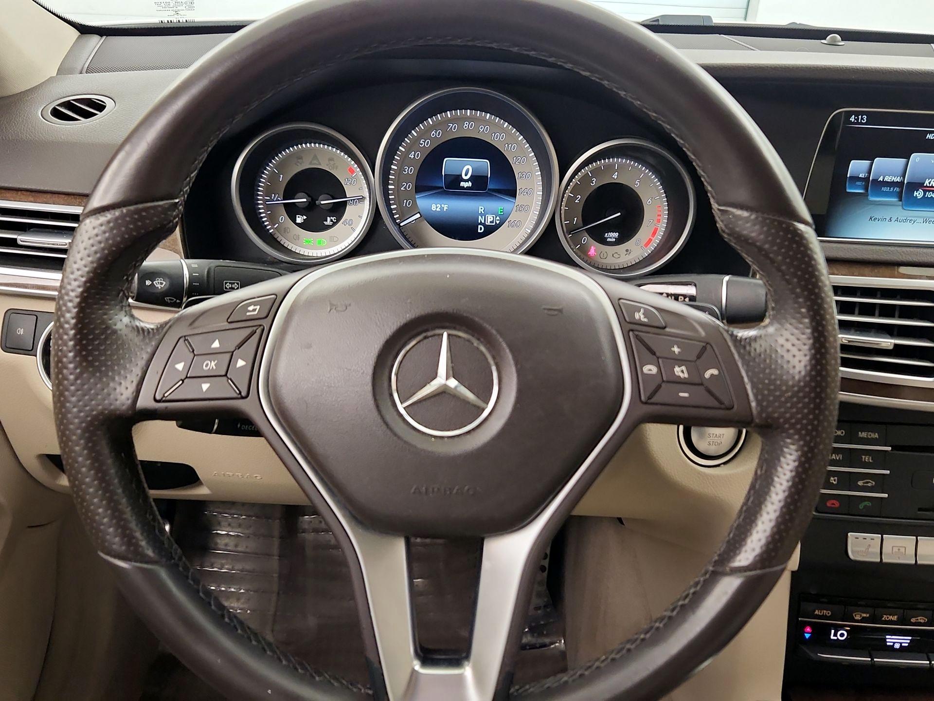Thumbnail: 2016 Mercedes-Benz E-Class - 10