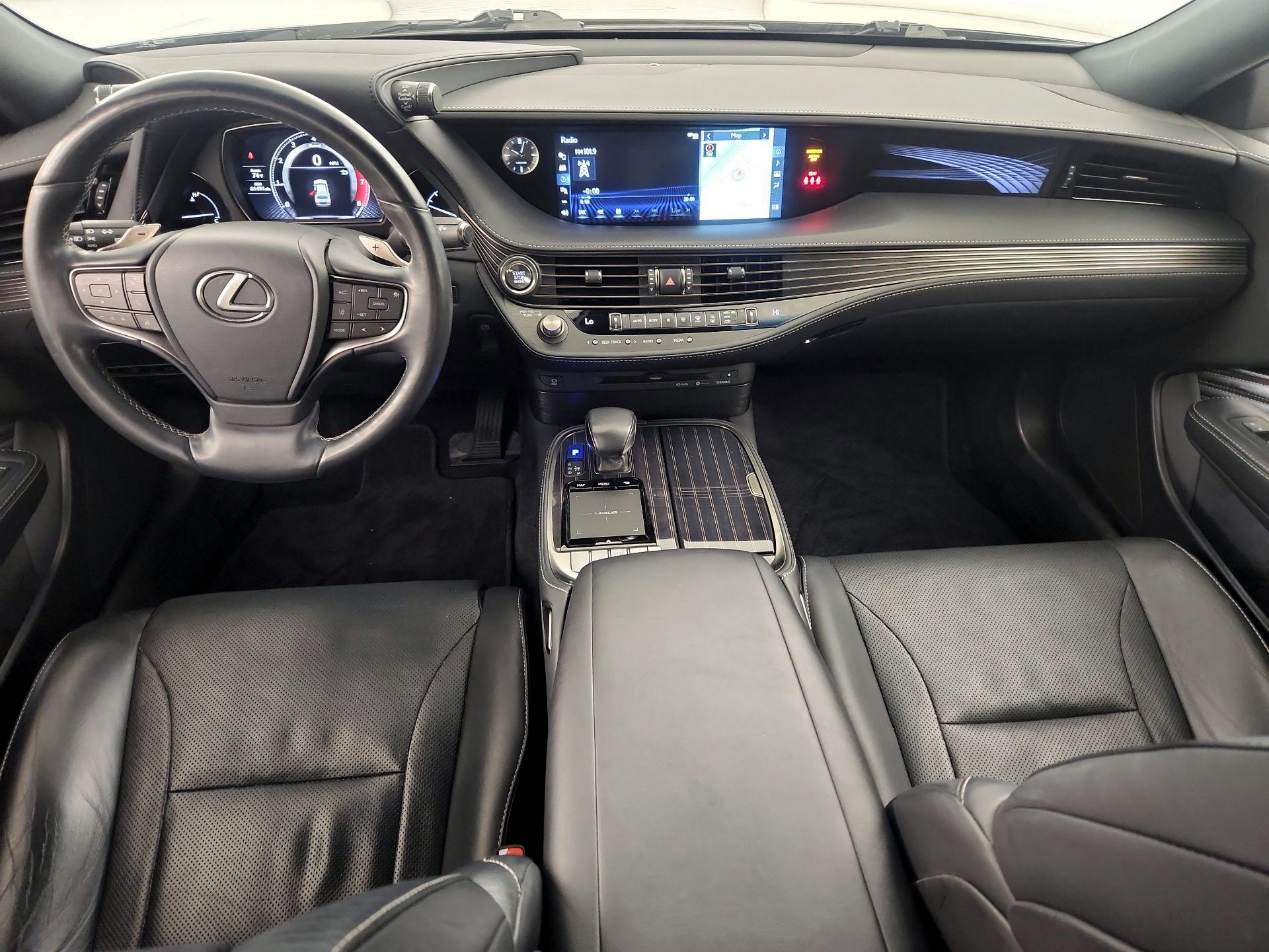 Thumbnail: 2019 Lexus LS - 9