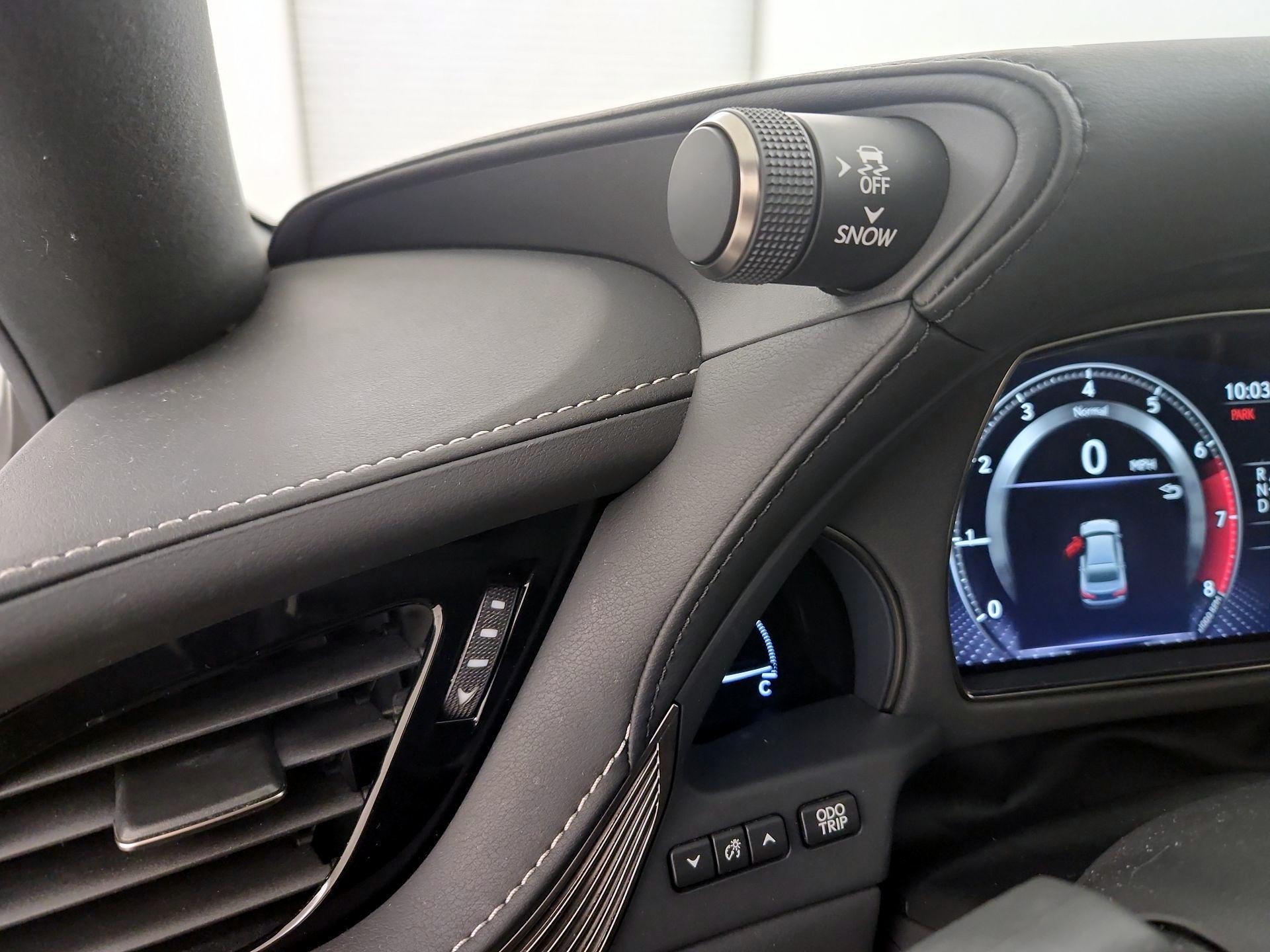 Thumbnail: 2019 Lexus LS - 13