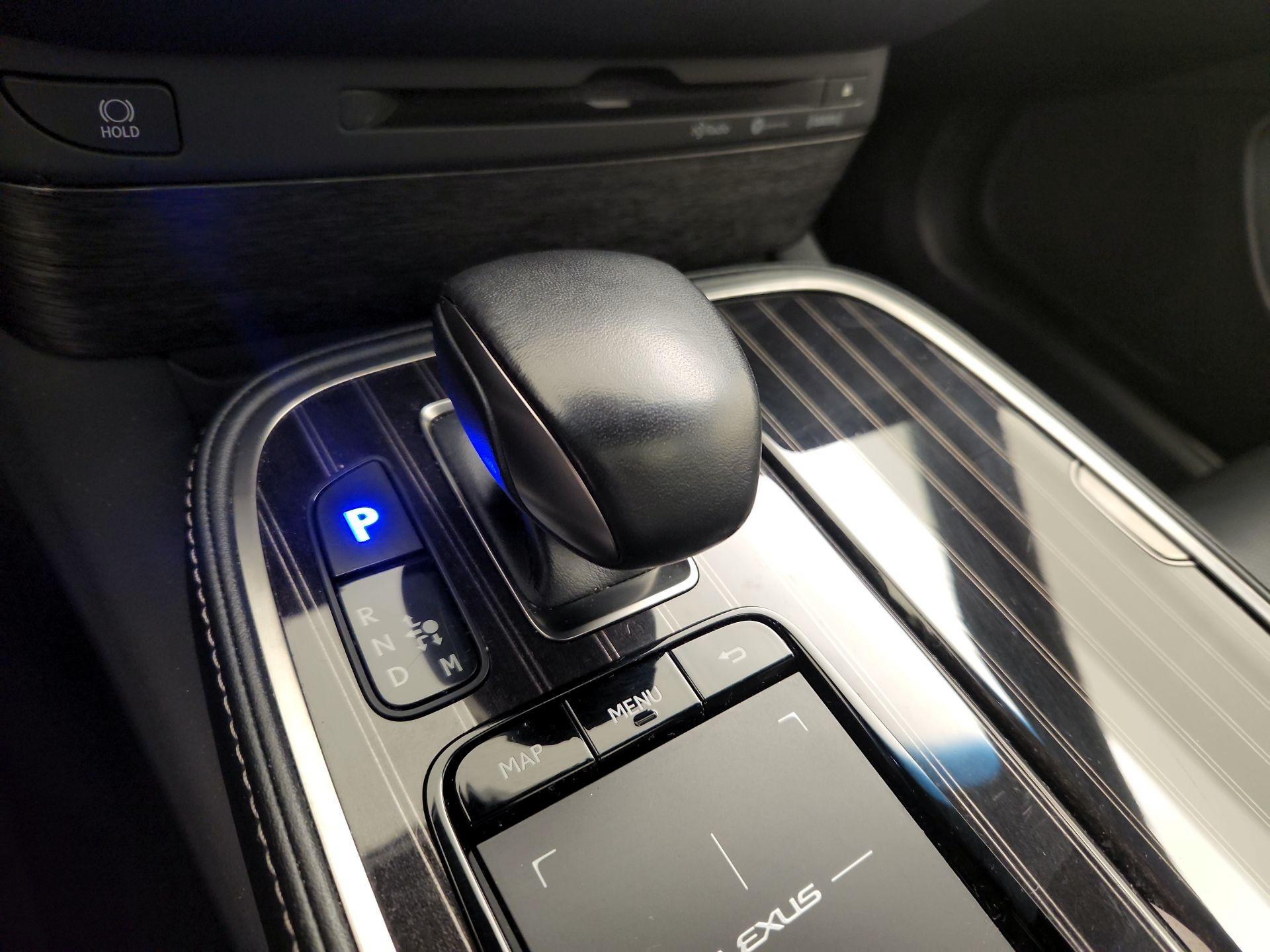 Thumbnail: 2019 Lexus LS - 18