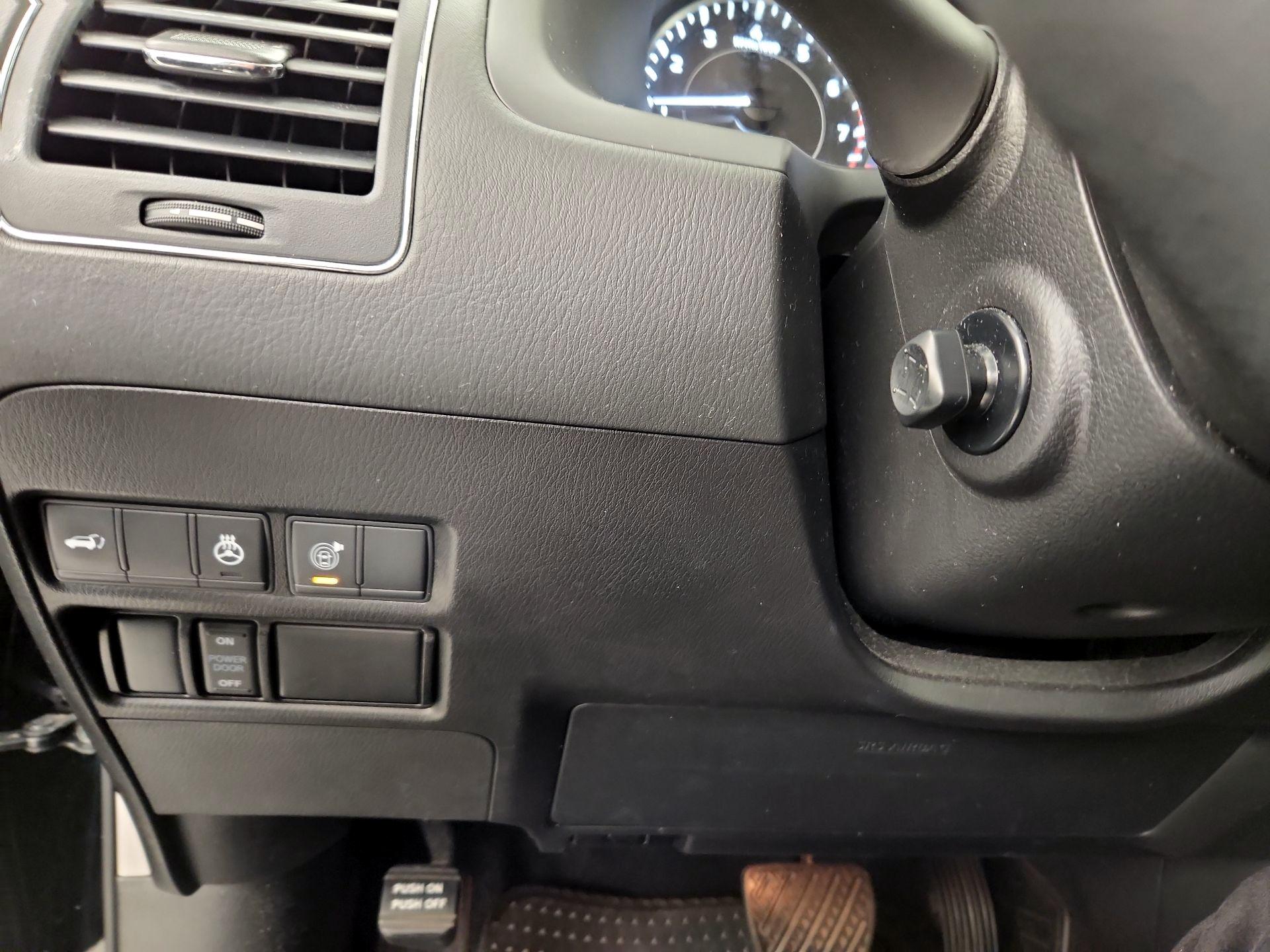 Thumbnail: 2021 Nissan Armada - 13