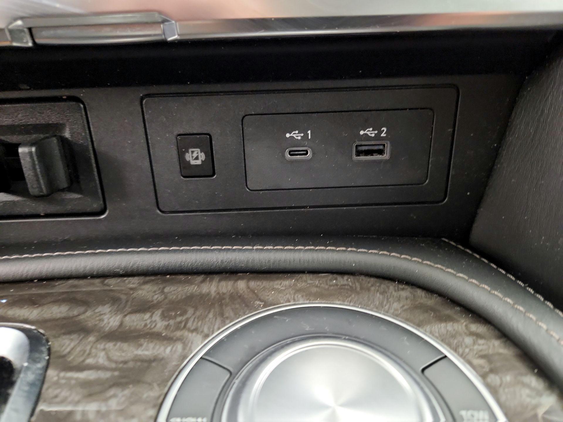 Thumbnail: 2021 Nissan Armada - 19