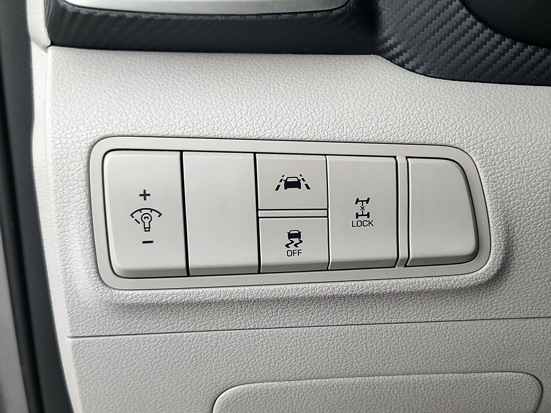 Thumbnail: 2020 Hyundai Tucson - 13