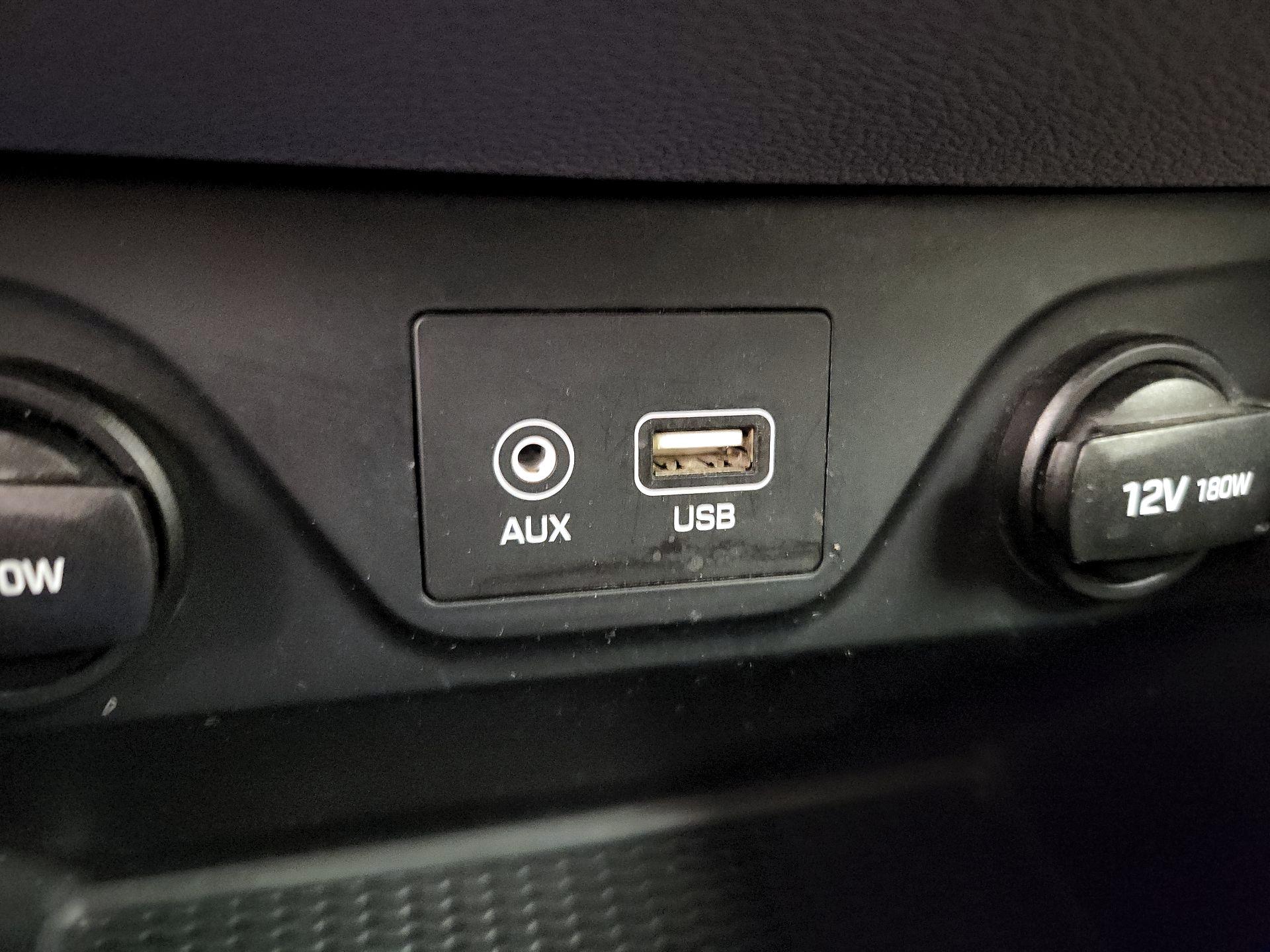 Thumbnail: 2020 Hyundai Tucson - 18