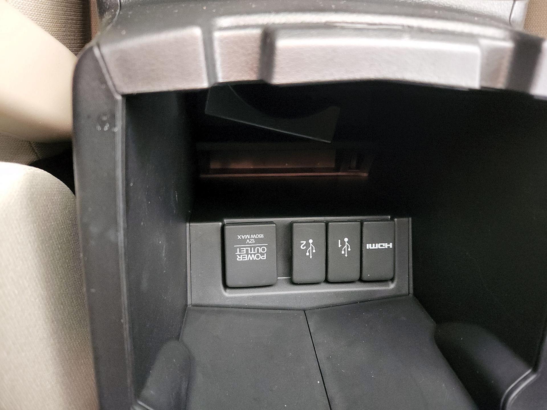 Thumbnail: 2016 Honda CR-V - 18