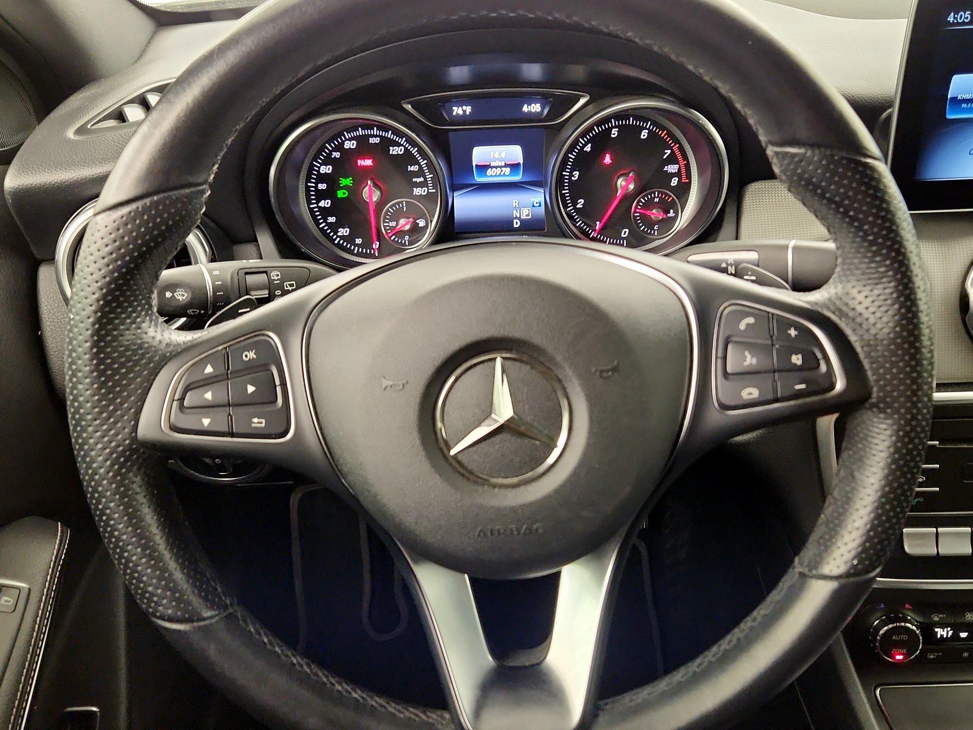 Thumbnail: 2019 Mercedes-Benz GLA - 10