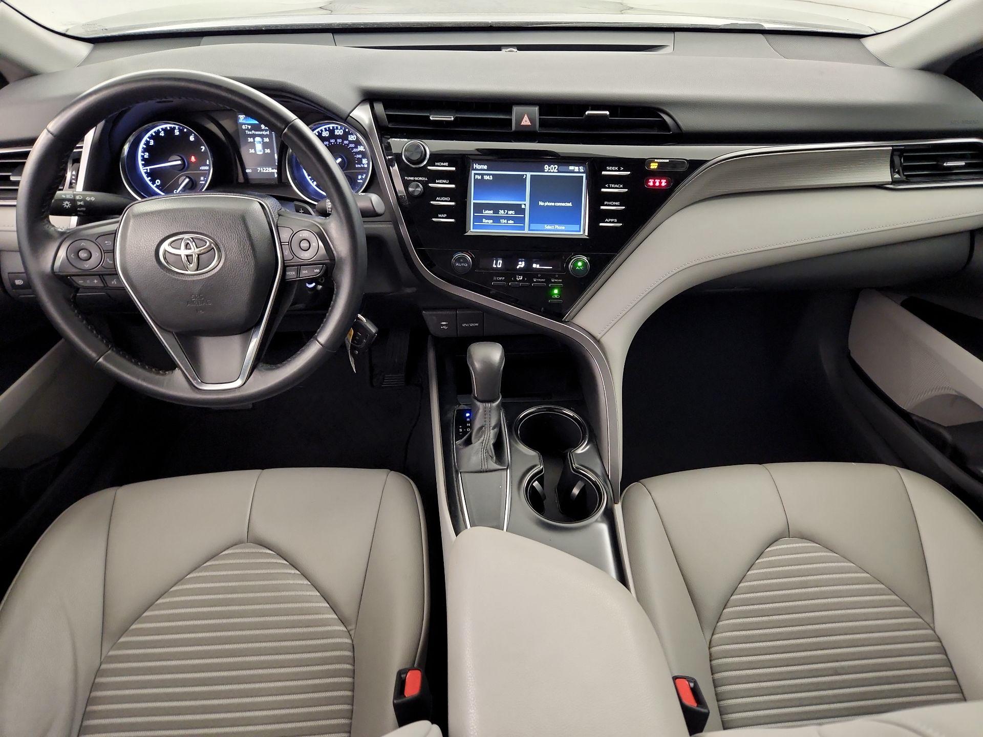 Thumbnail: 2019 Toyota Camry - 9