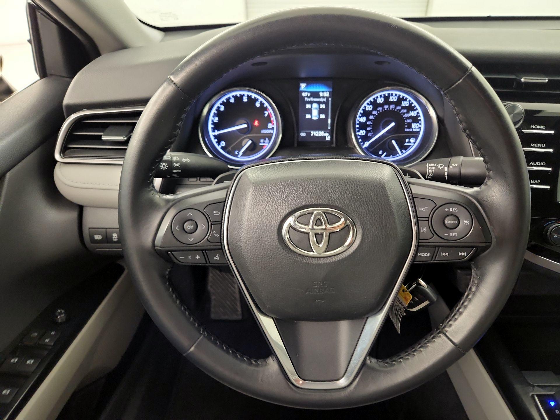 Thumbnail: 2019 Toyota Camry - 10