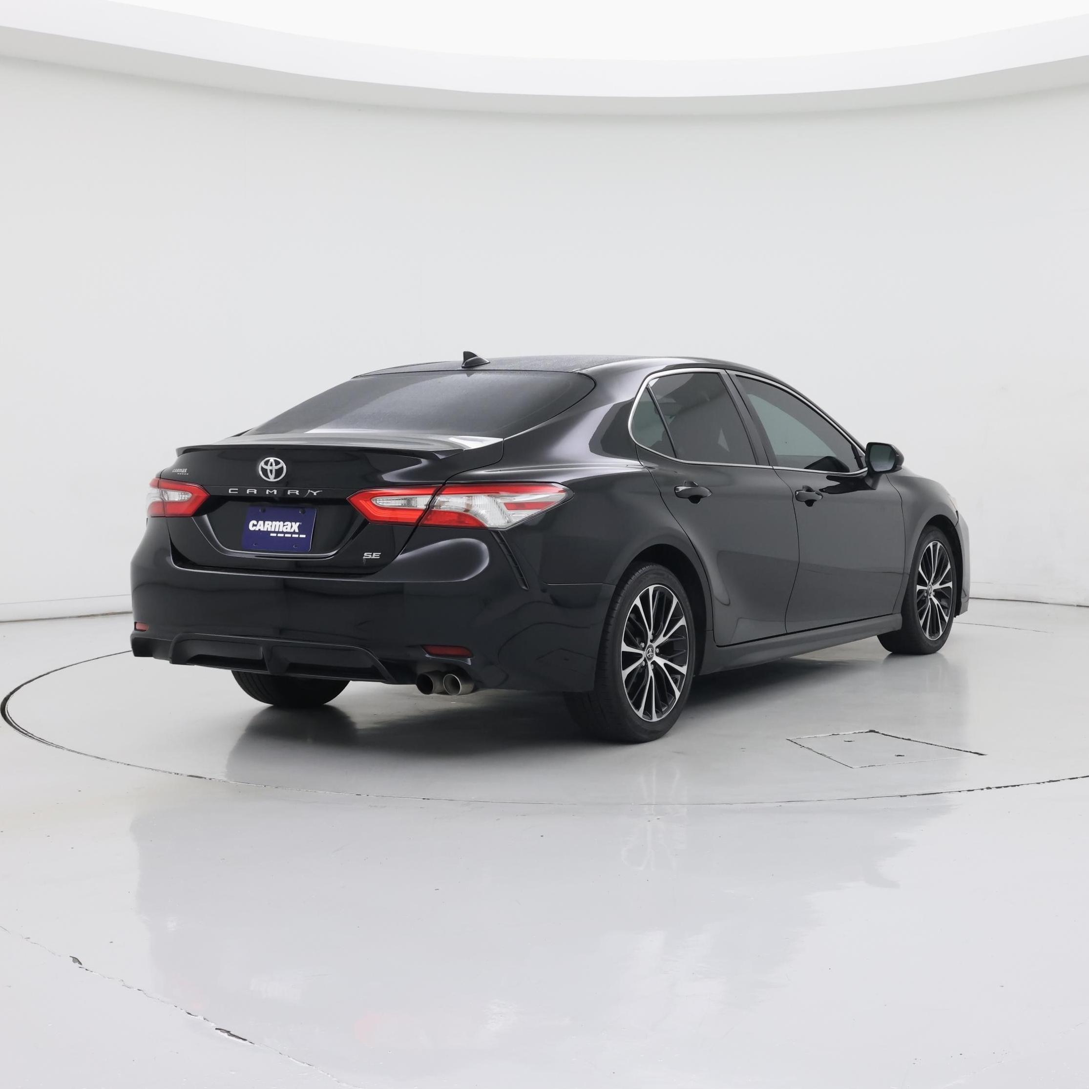 Thumbnail: 2019 Toyota Camry - 8