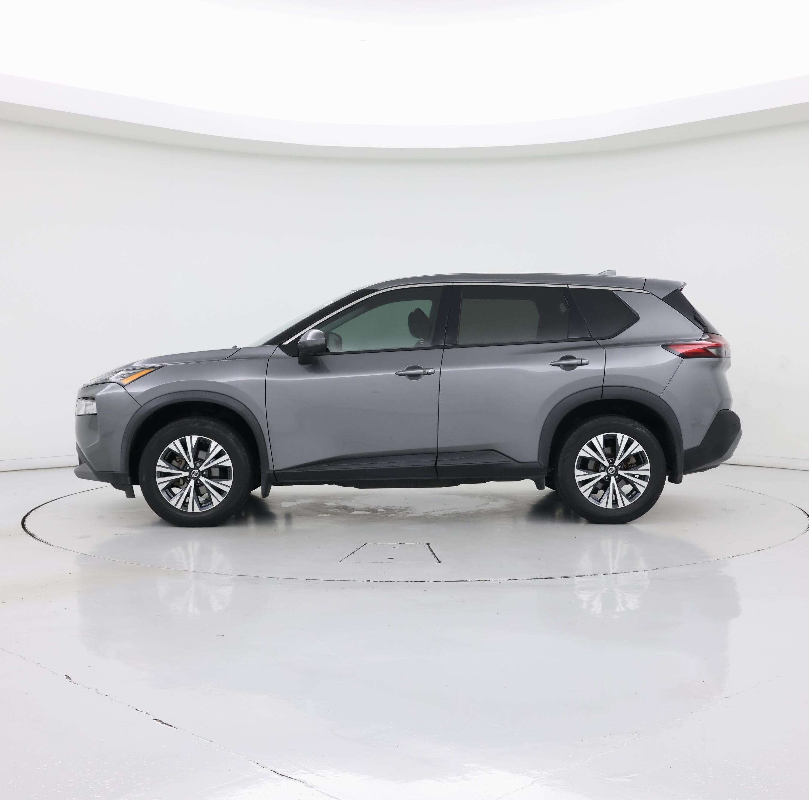 Thumbnail: 2021 Nissan Rogue - 3
