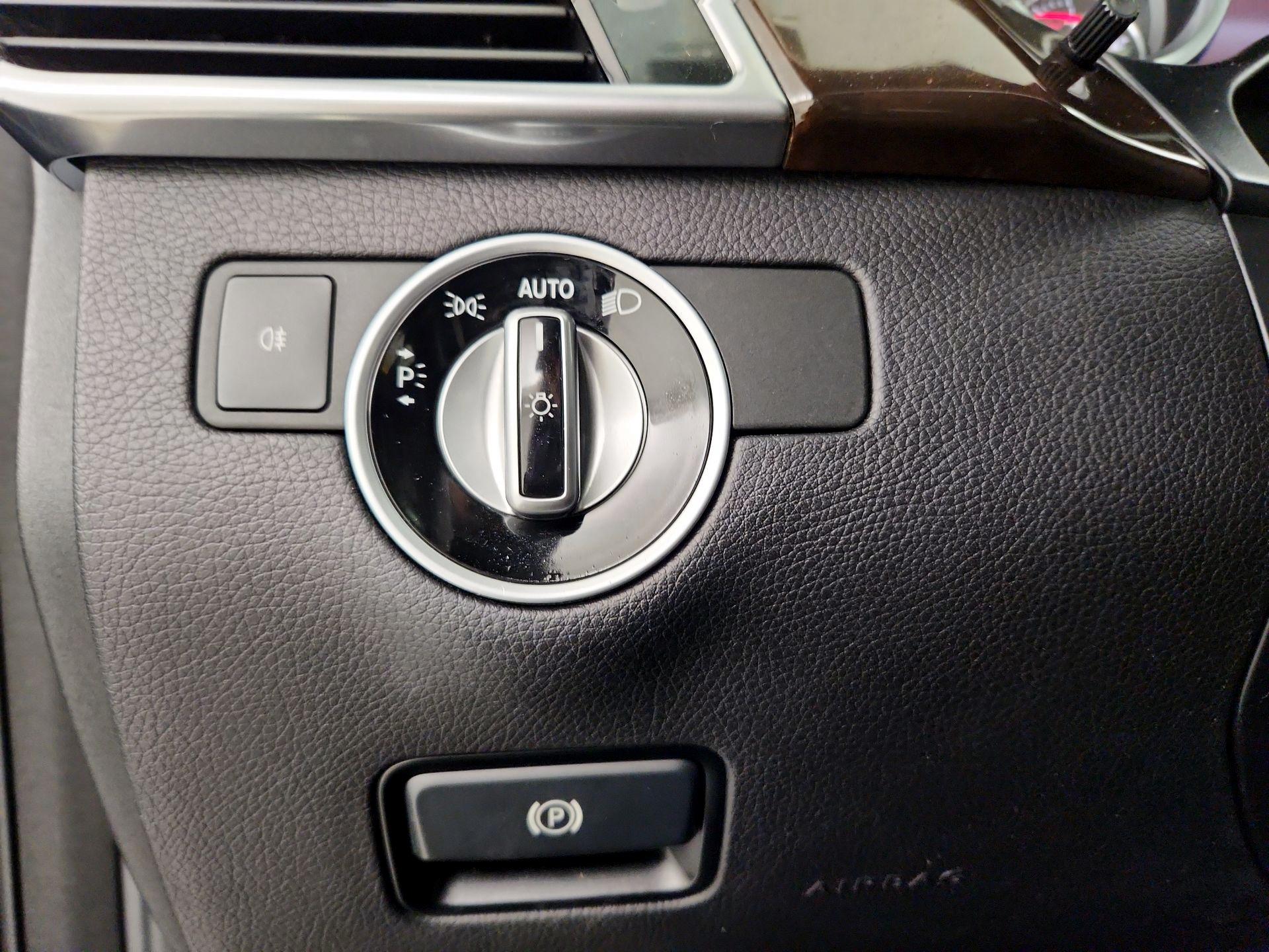 Thumbnail: 2016 Mercedes-Benz GLE - 13