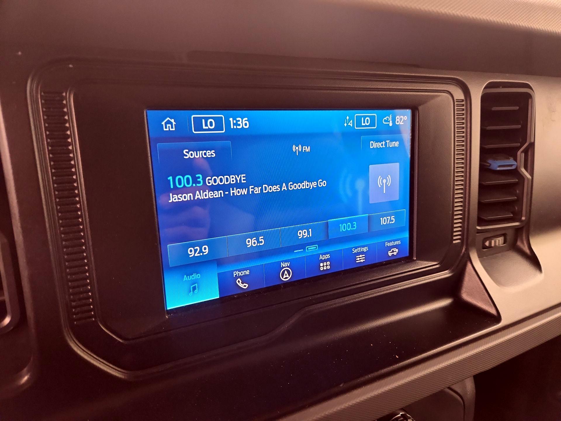 Thumbnail: 2022 Ford Bronco - 16