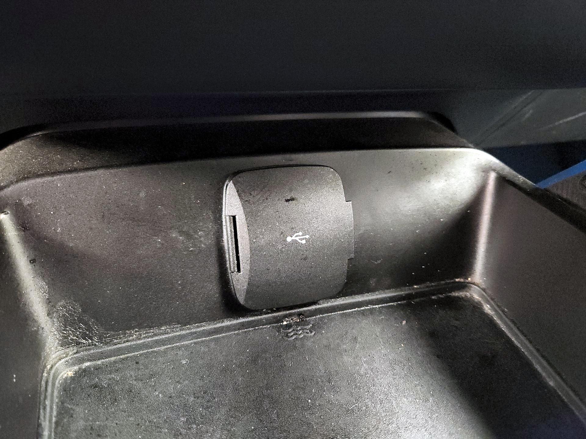 Thumbnail: 2022 Ford Bronco - 19