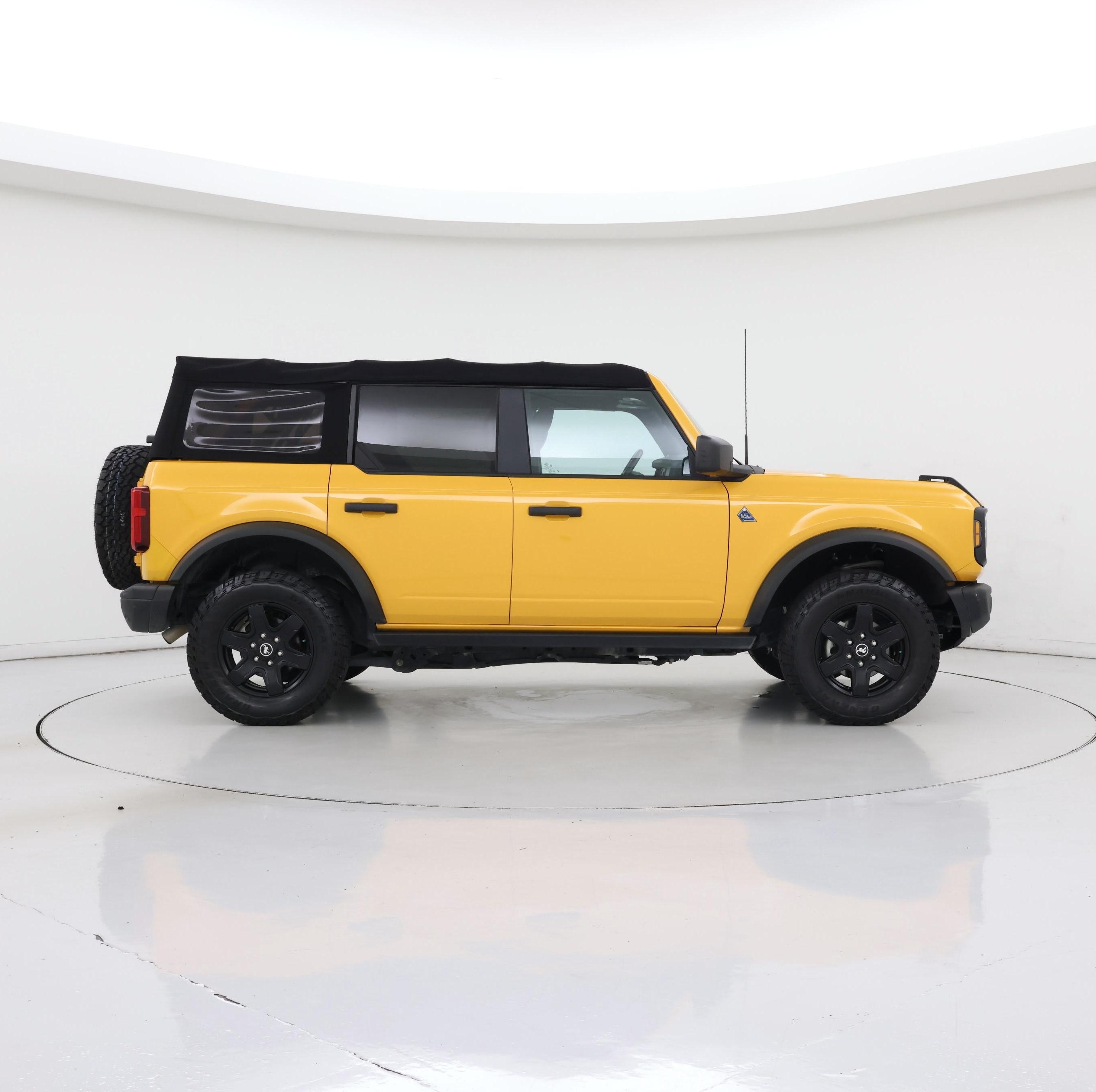 Thumbnail: 2022 Ford Bronco - 7