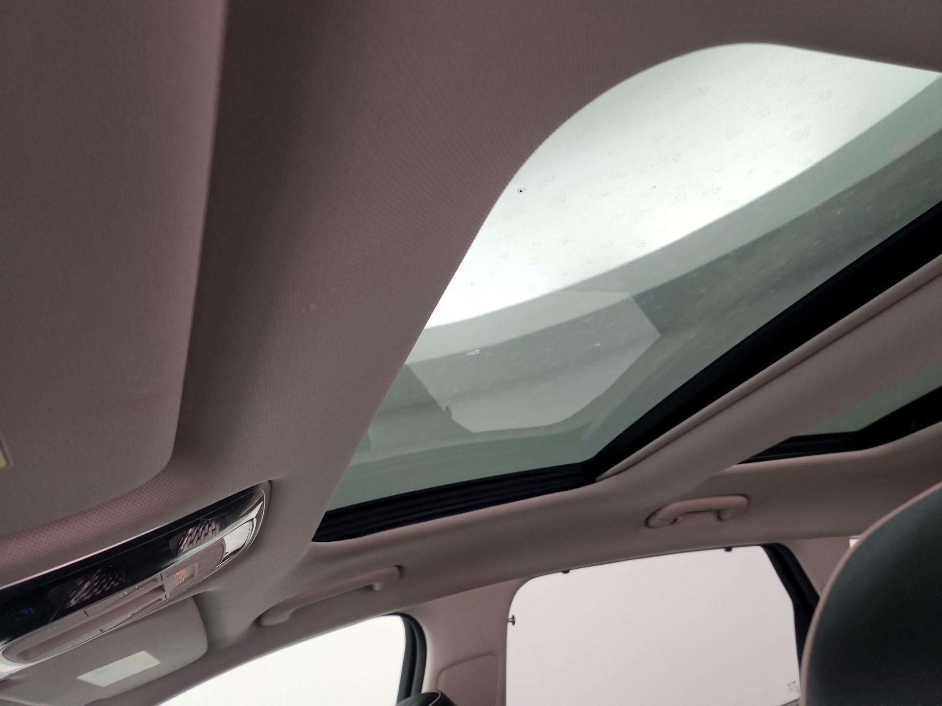 Thumbnail: 2021 Genesis GV80 - 20