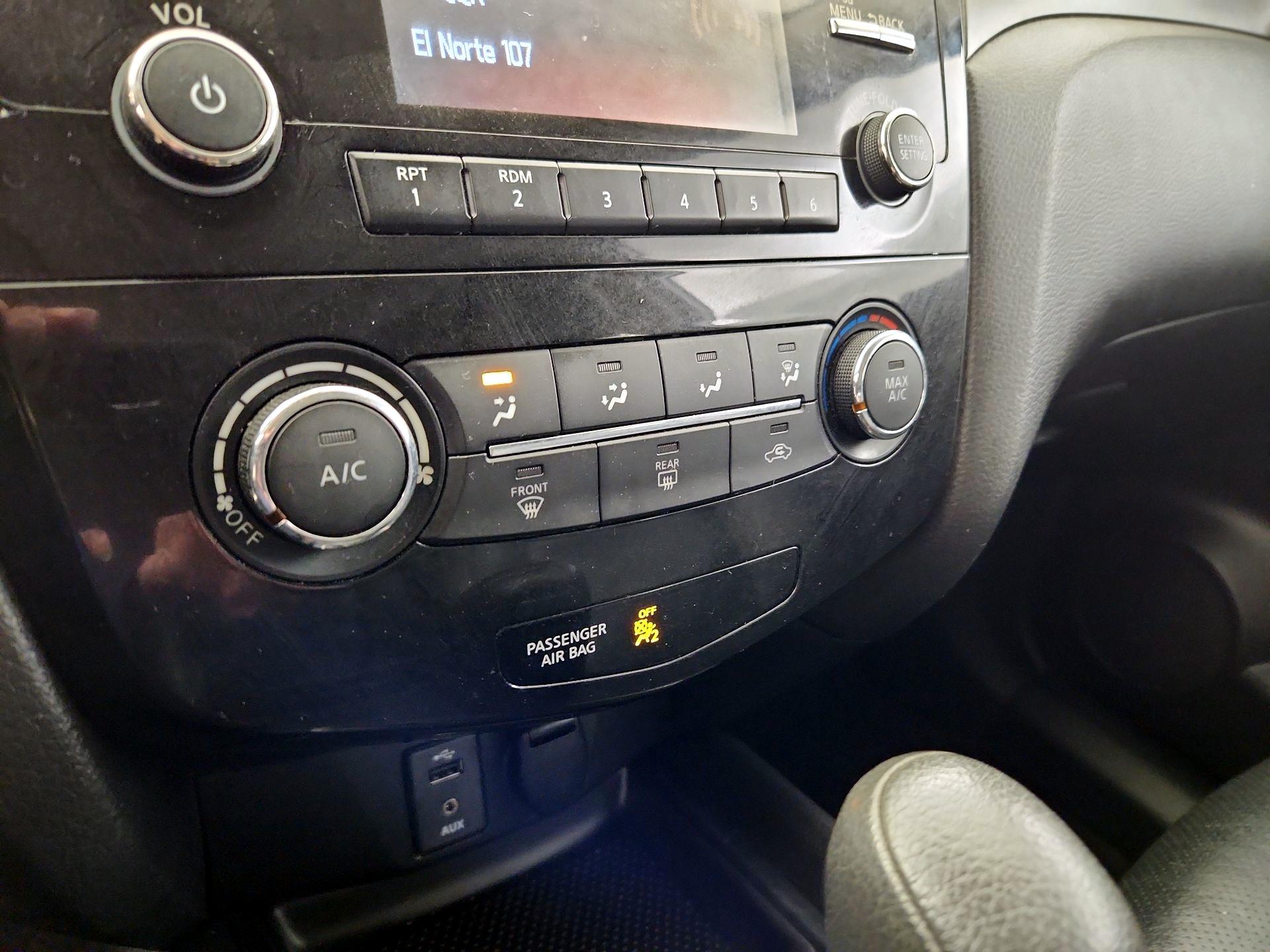 Thumbnail: 2014 Nissan Rogue - 16