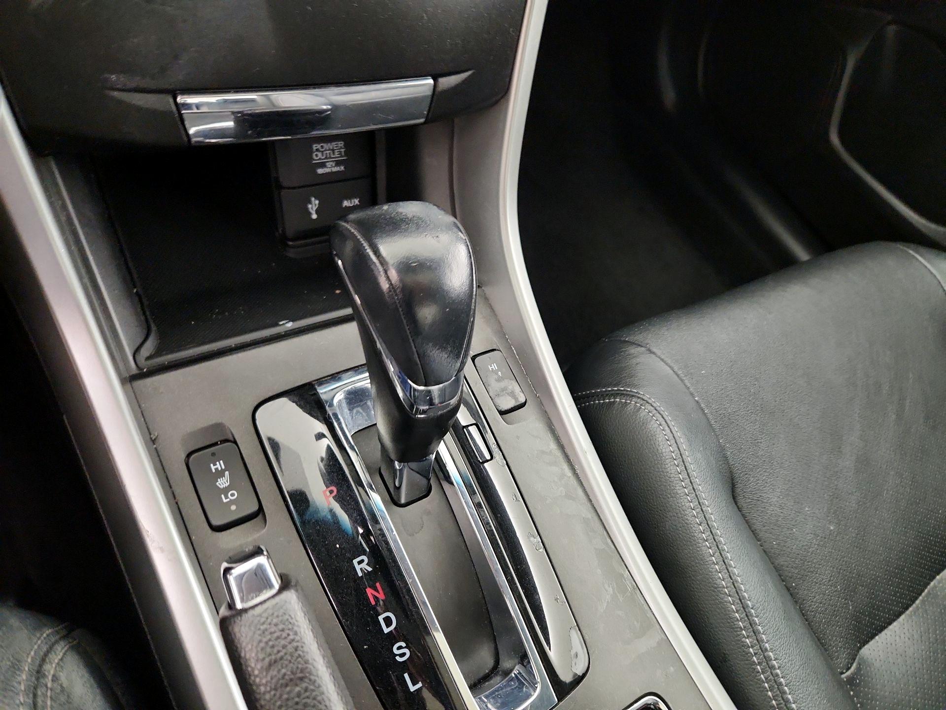 Thumbnail: 2015 Honda Accord - 17