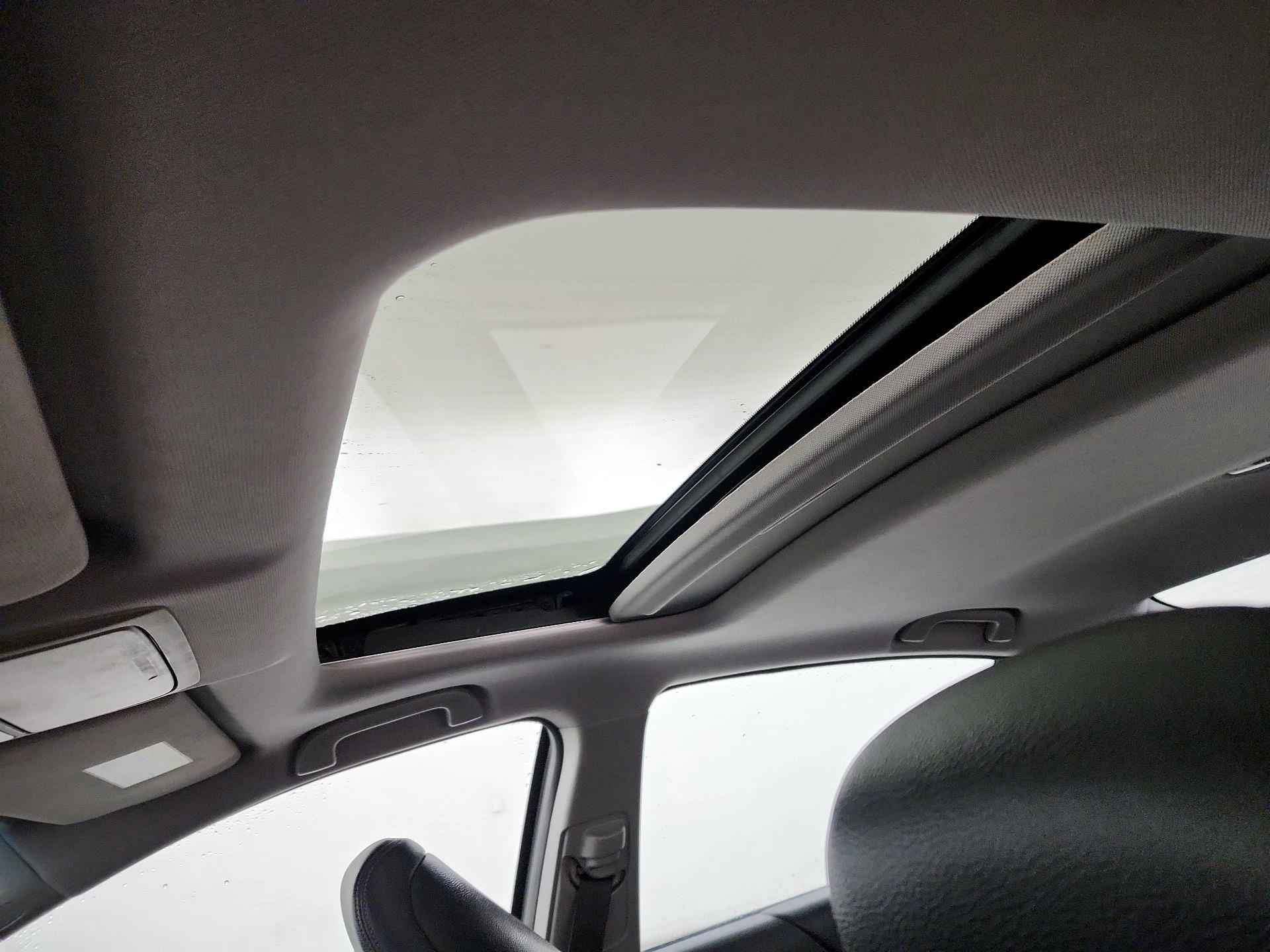 Thumbnail: 2015 Honda Accord - 19