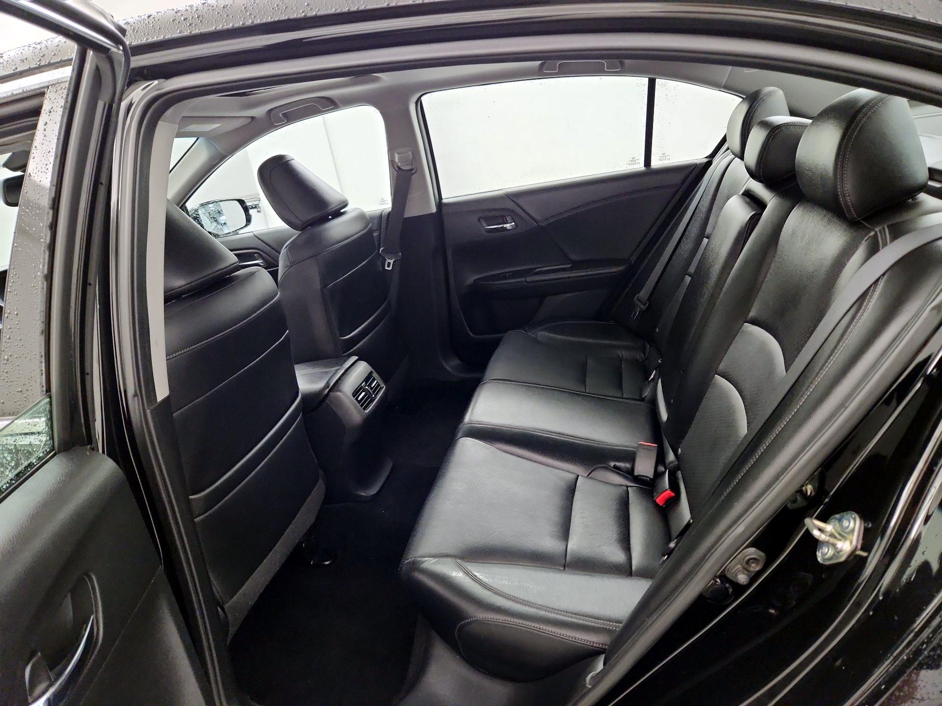 Thumbnail: 2015 Honda Accord - 20