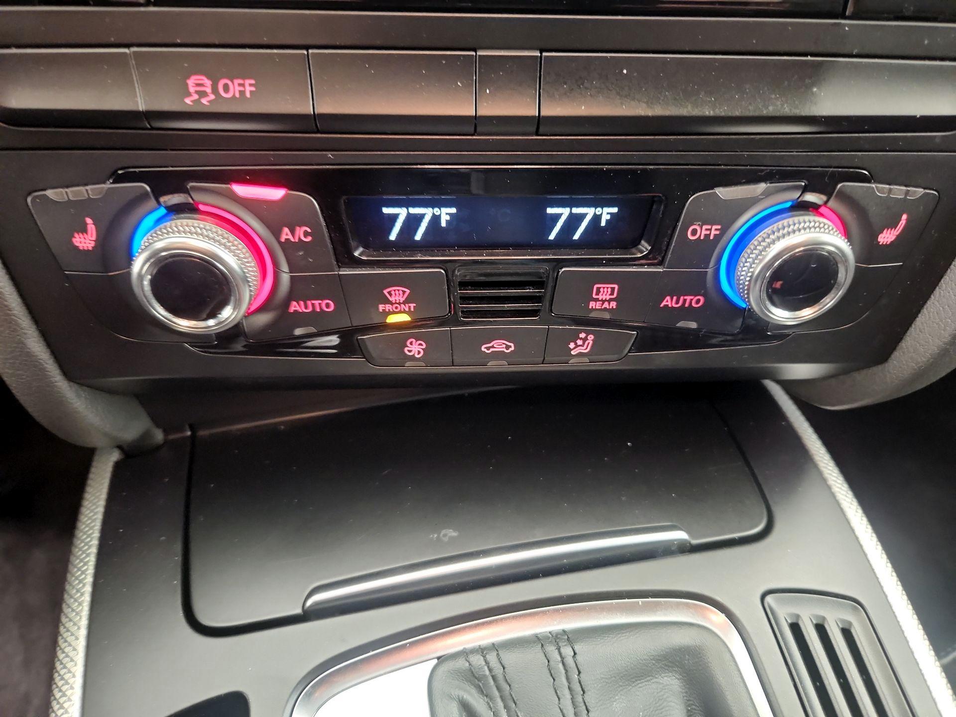 Thumbnail: 2015 Audi A4 - 16