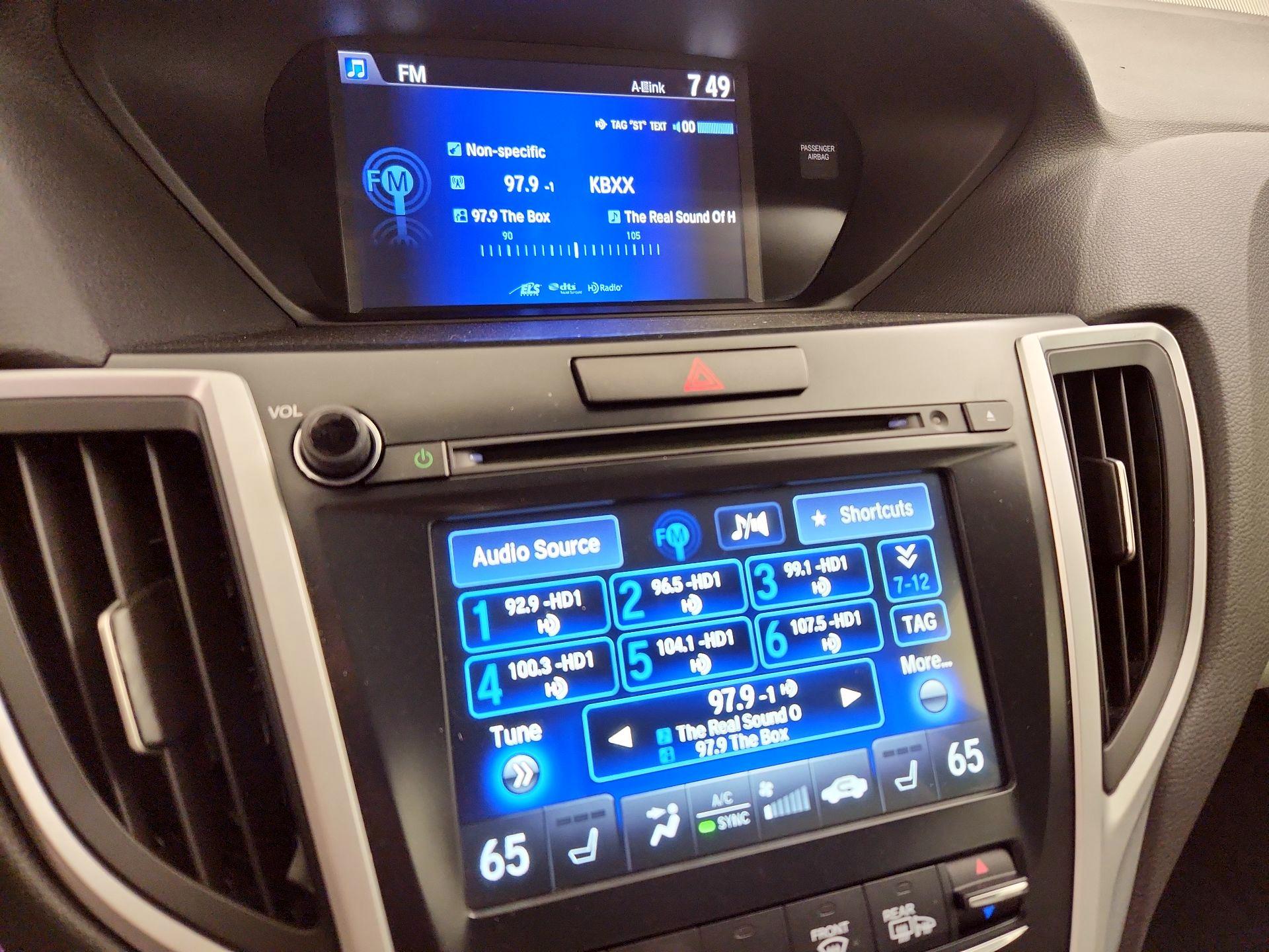 Thumbnail: 2017 Acura TLX - 16