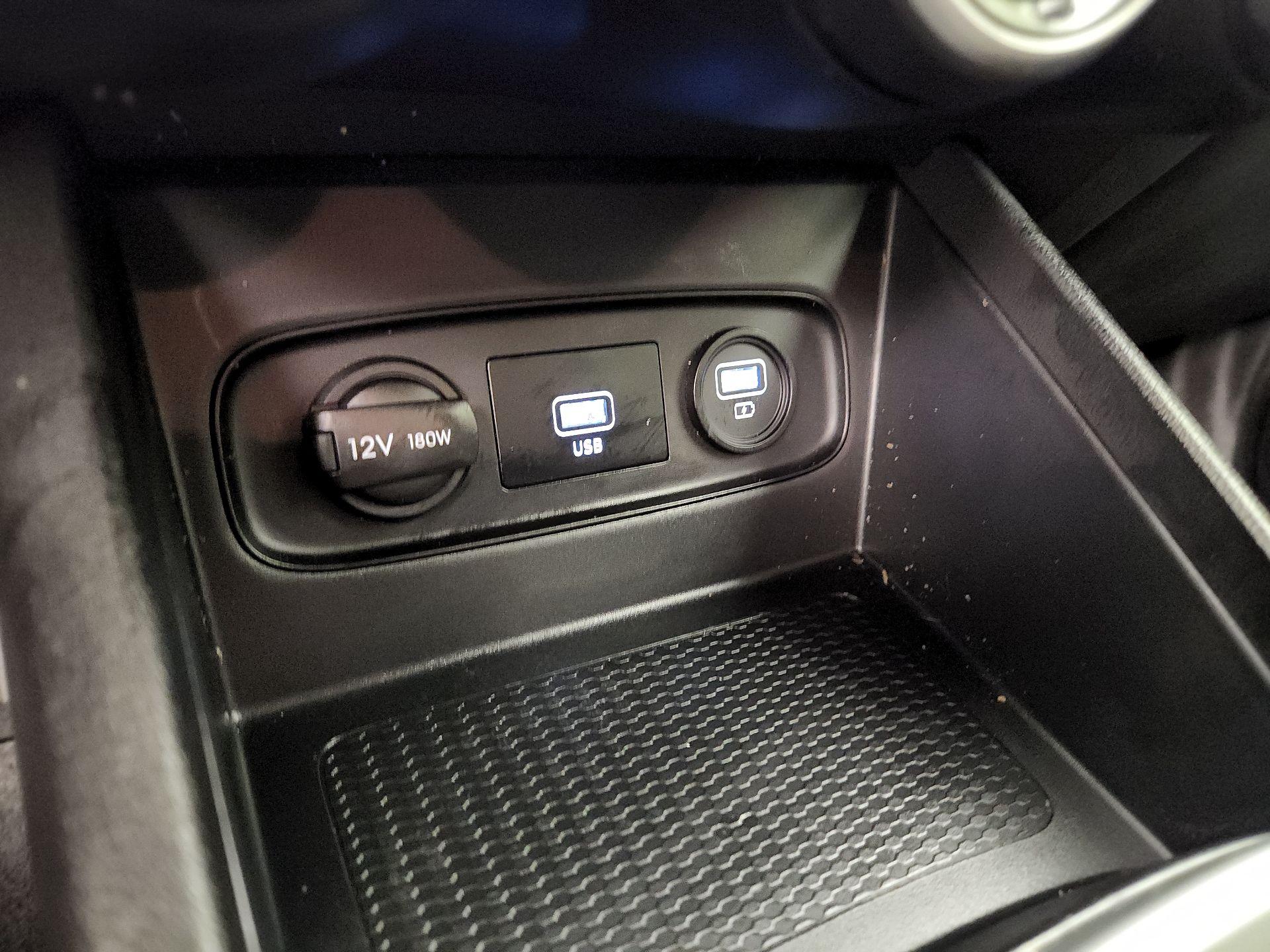 Thumbnail: 2020 Hyundai Venue - 18