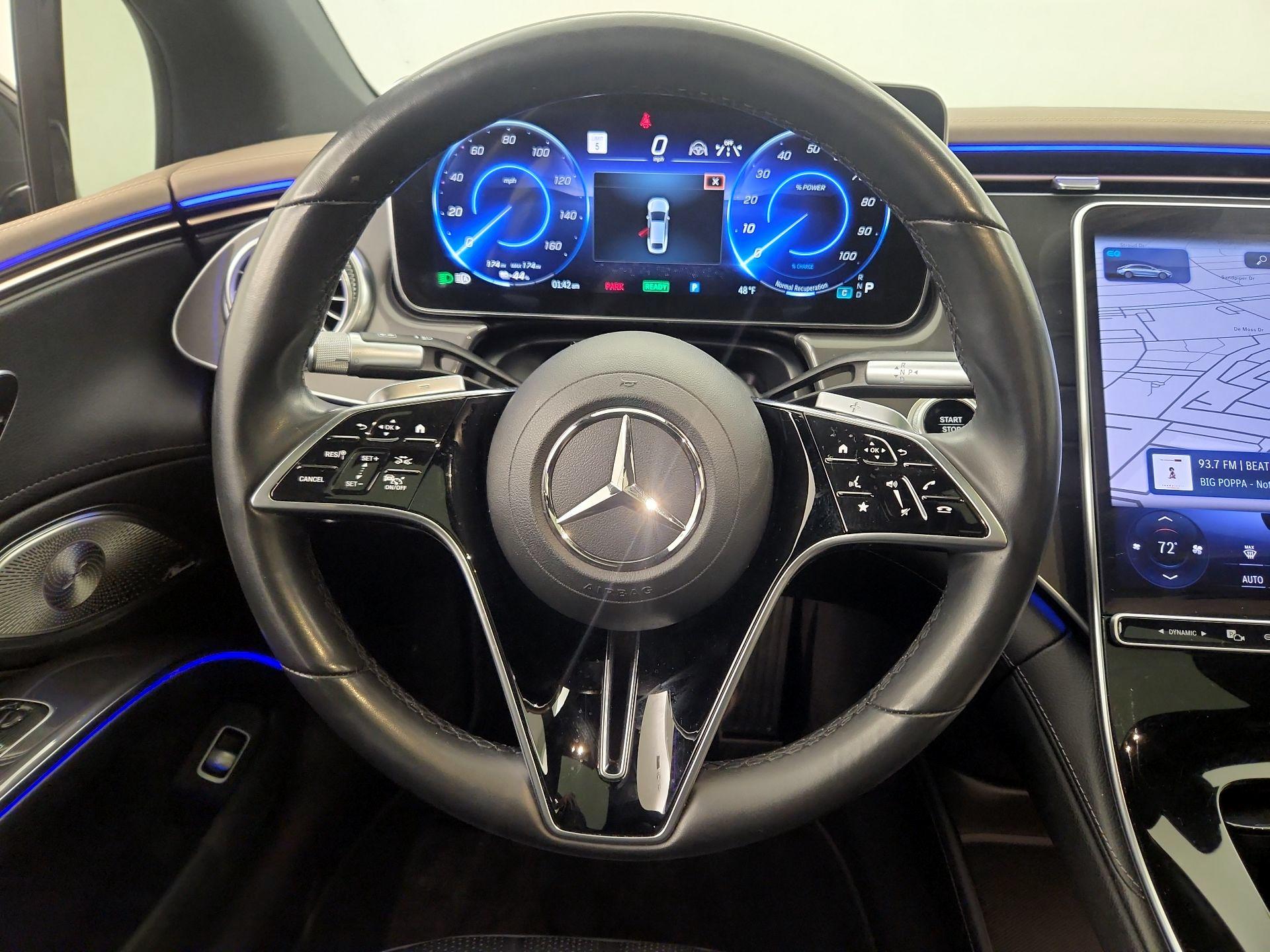 Thumbnail: 2023 Mercedes-Benz EQS - 10