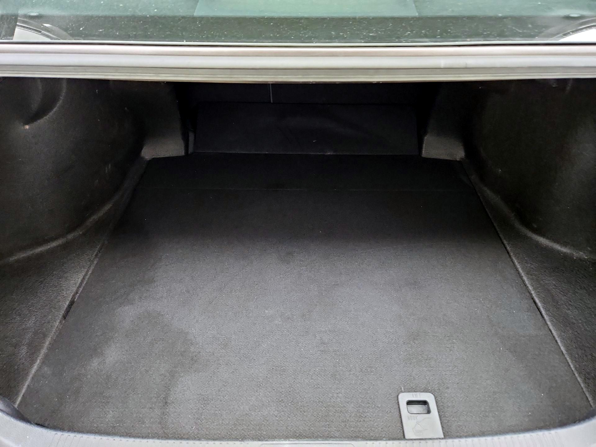 Thumbnail: 2021 Toyota Camry - 20