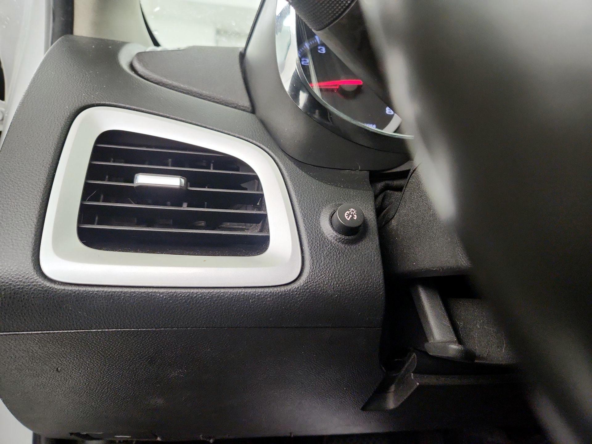 Thumbnail: 2016 GMC Terrain - 13