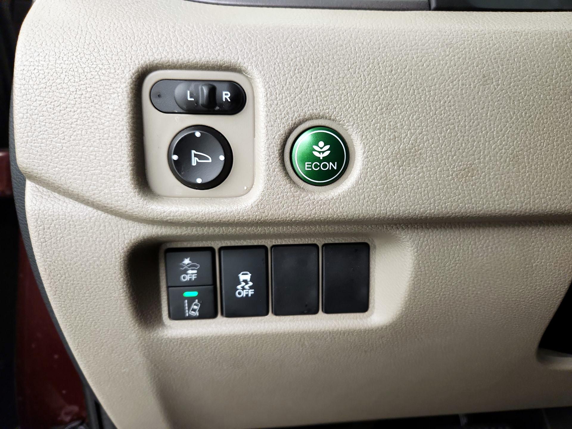 Thumbnail: 2019 Honda Pilot - 13