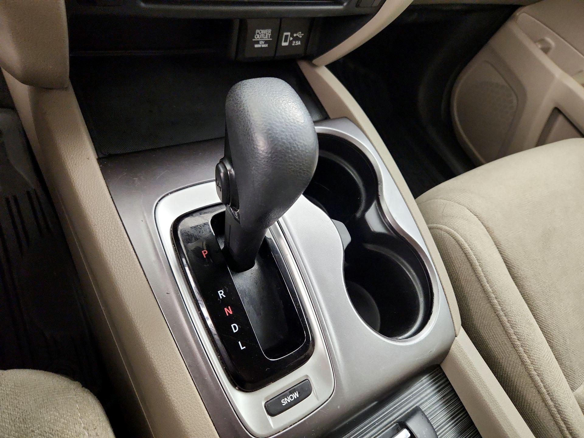 Thumbnail: 2019 Honda Pilot - 17