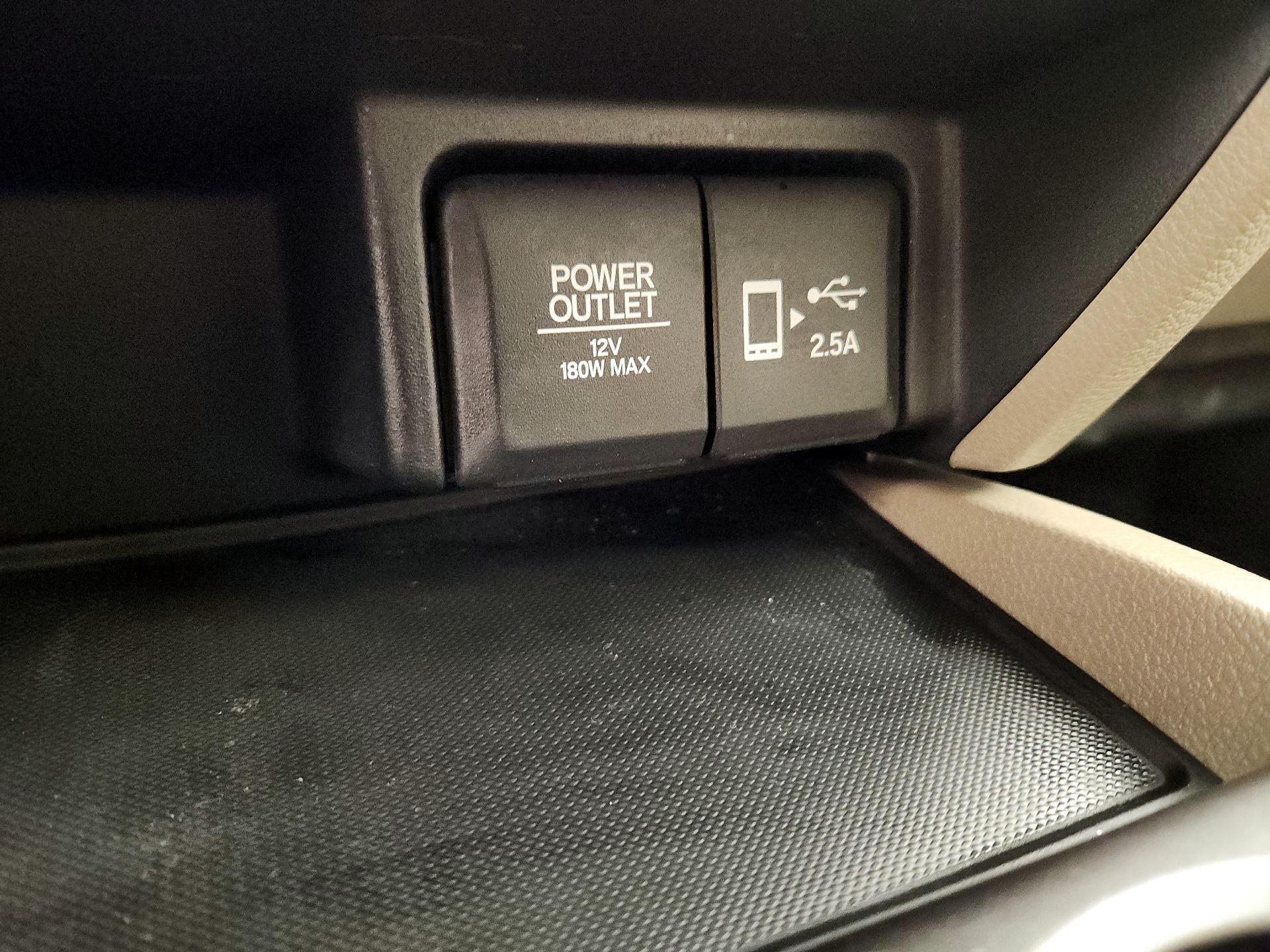 Thumbnail: 2019 Honda Pilot - 18