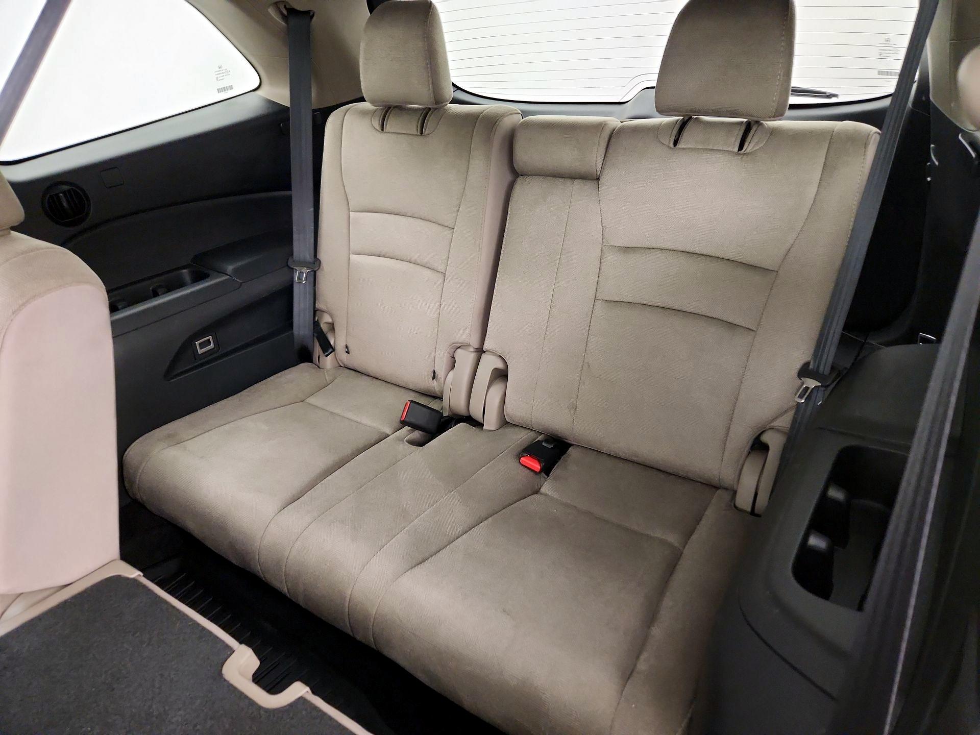 Thumbnail: 2019 Honda Pilot - 20